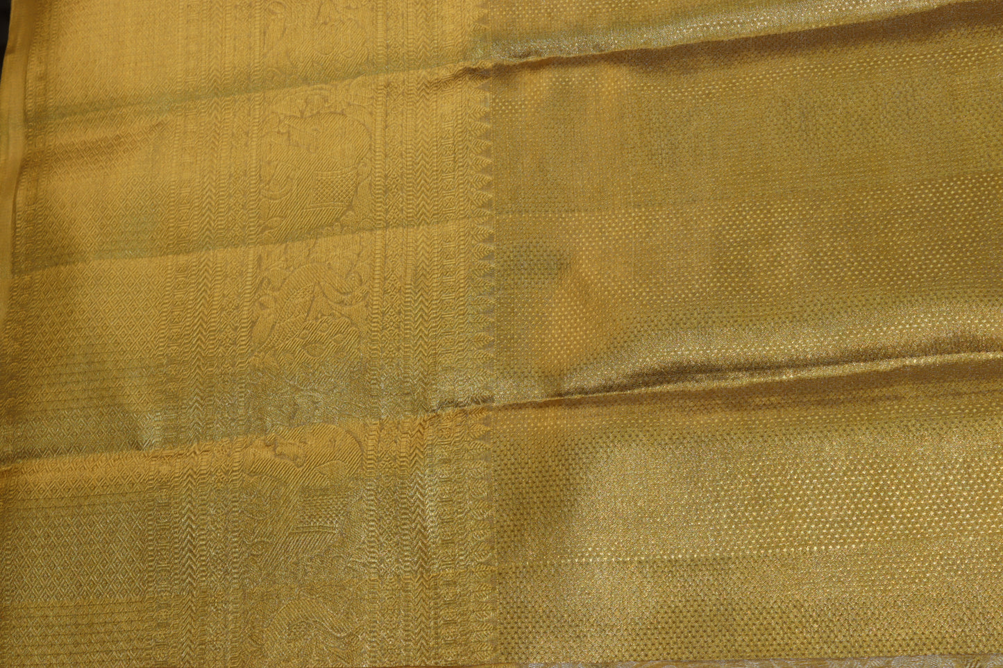Classic Gold Kanjipuram Saree
