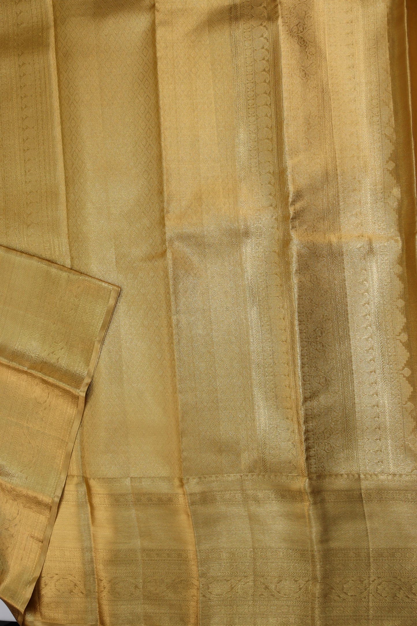 Classic Gold Kanjipuram Saree