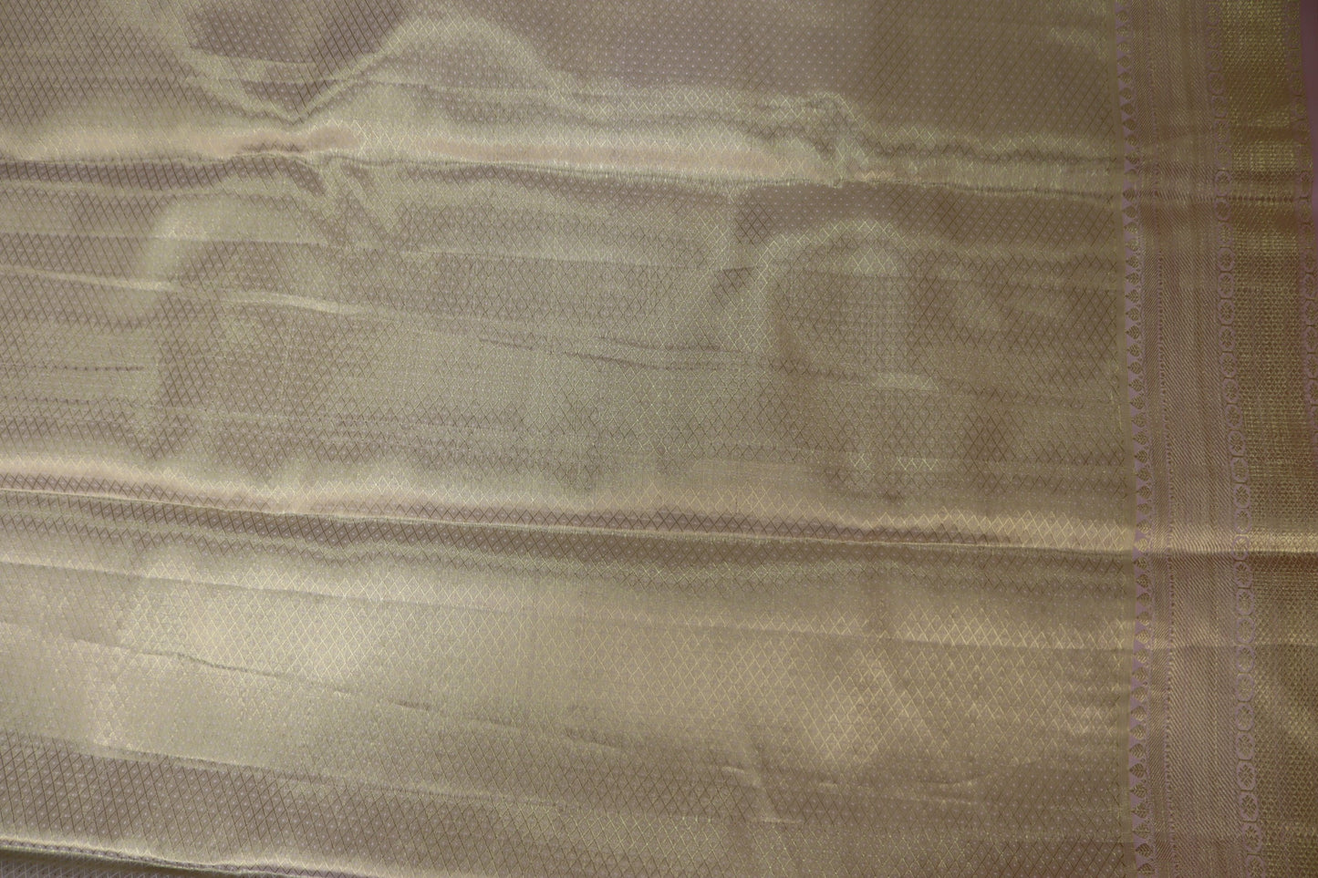 Mesmerizing Green Kanjipuram Saree From Weavers and Best on Online