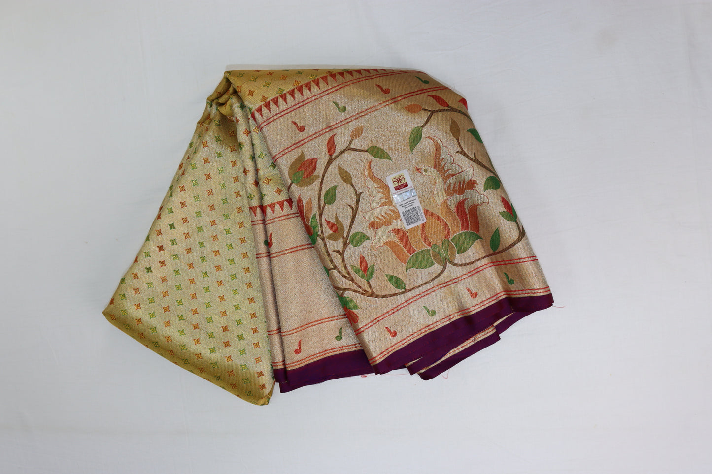 Classy Gold Kanchipuram Silk saree From Weavers and Best on Online