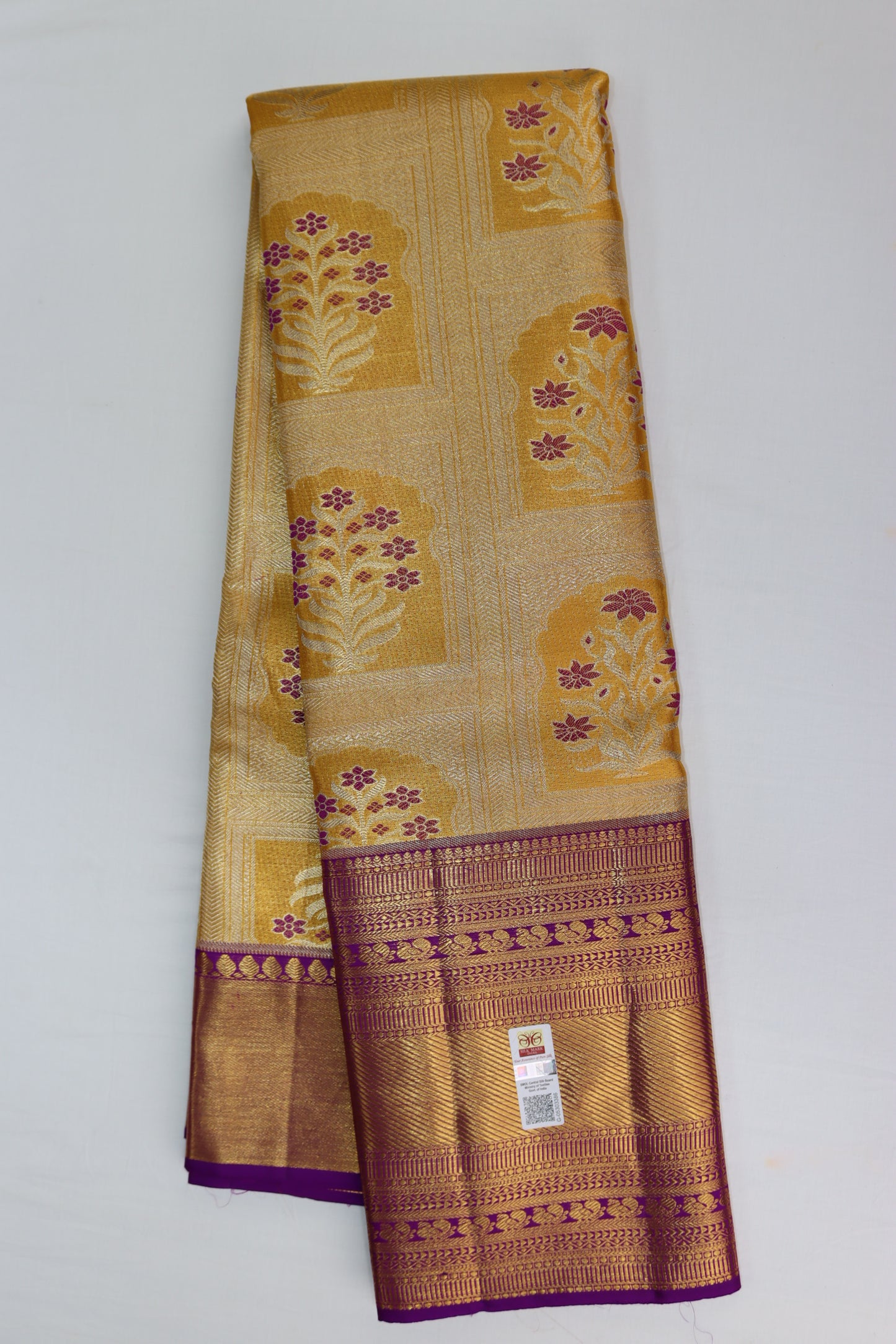 Traditional Yellow Kanchipuram Silk Saree From Weavers and Best on Online
