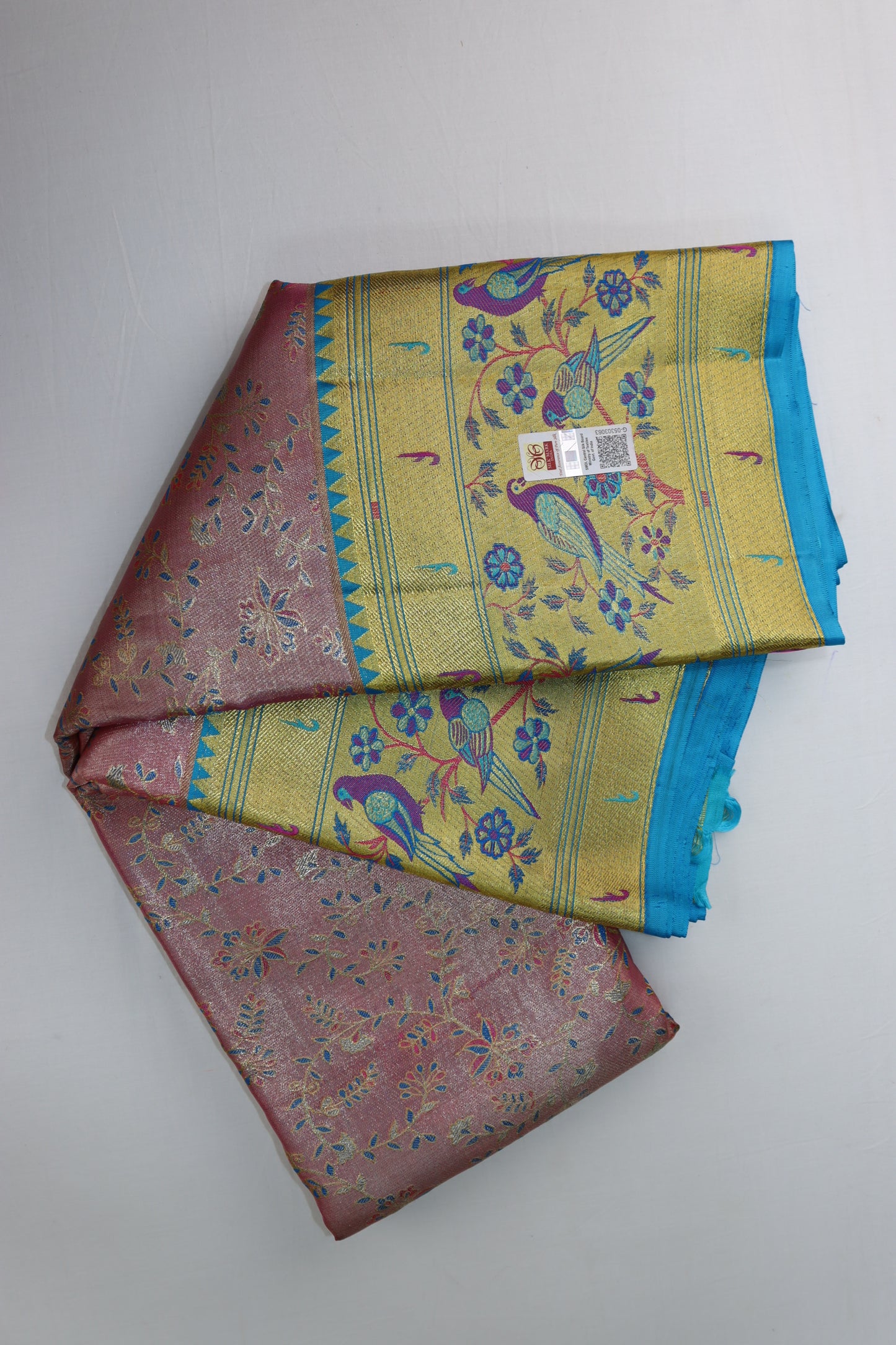 Exotic Baby Pink Kanchipuram Silk saree From Weavers and Best on Online