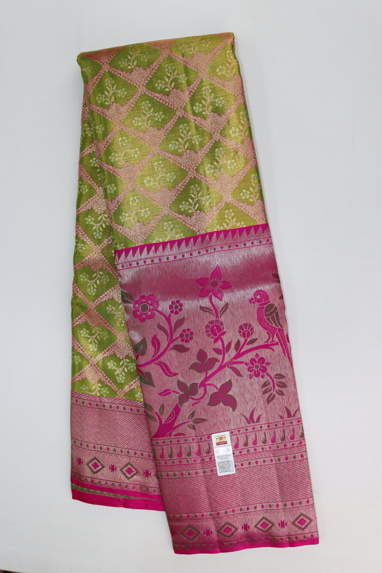 Classy Green Kanchipuram Silk Saree From Weavers and Best on Online
