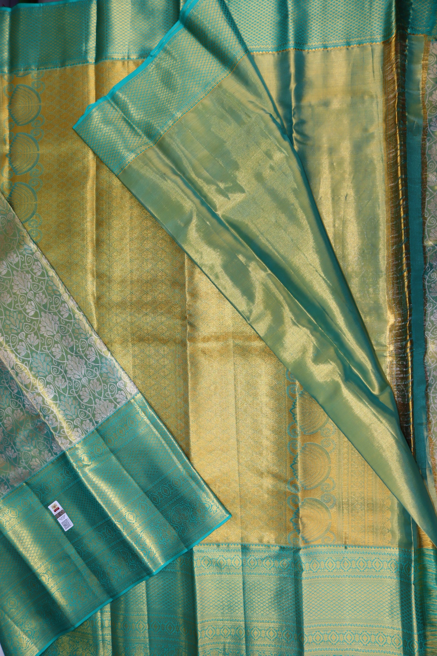 Exotic Pastel Green Kanchipuram Silk Saree From Weavers and Best on Online