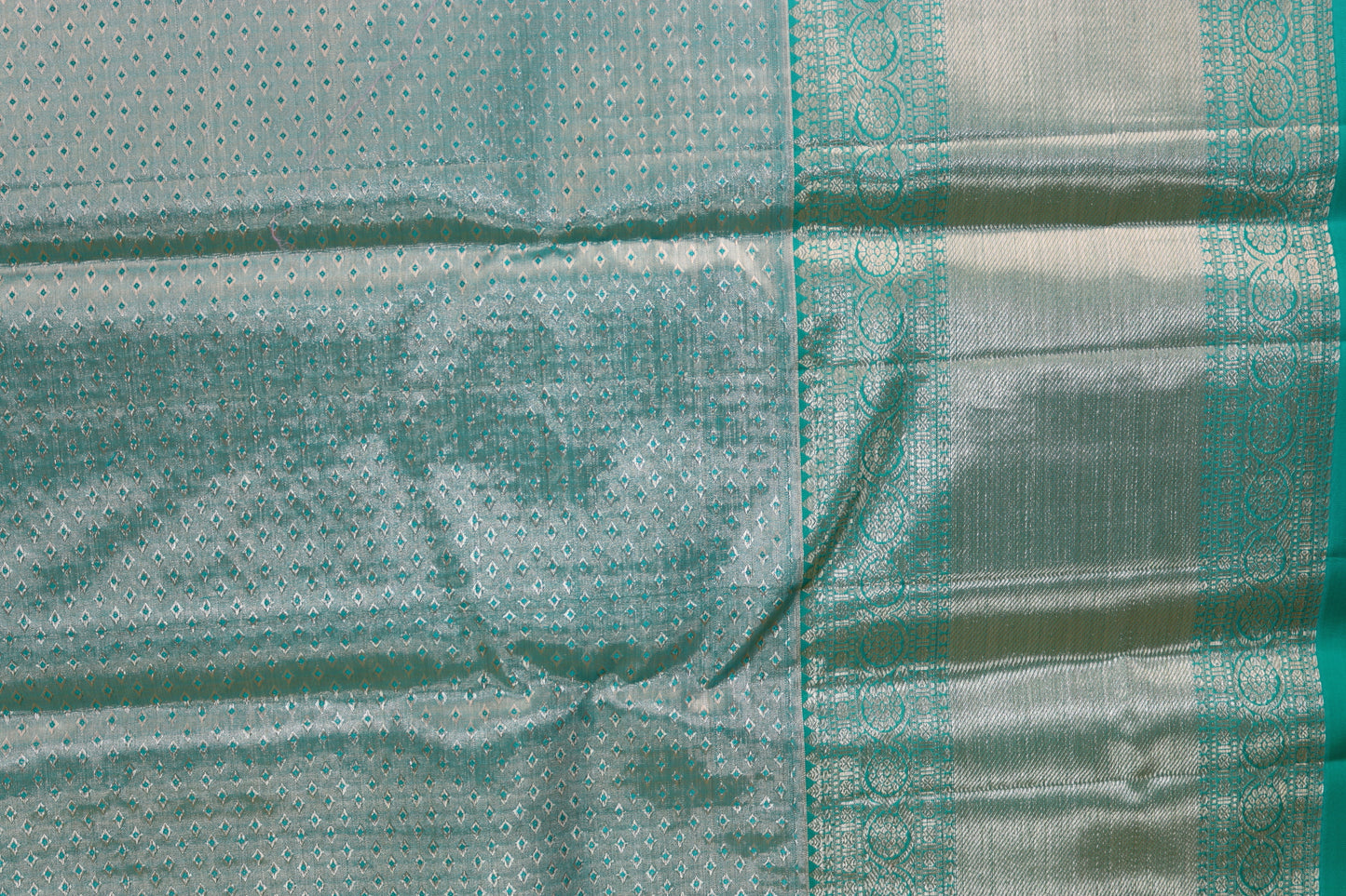 Gorgeous Light Green Kanchipuram Silk Saree From Weavers and Best on Online
