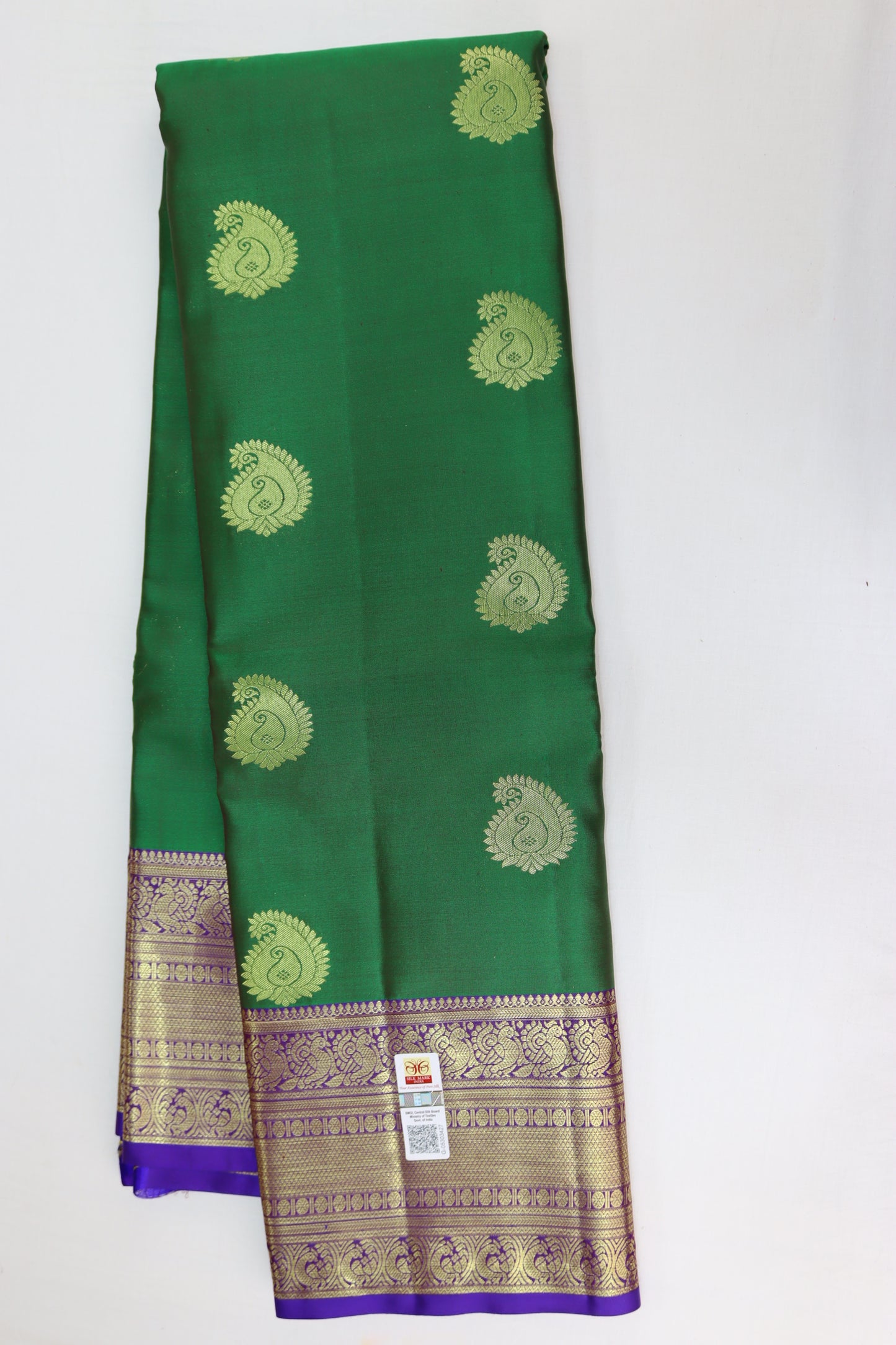 Traditional Green Kanchipuram Silk Saree From Weavers and Best on Online