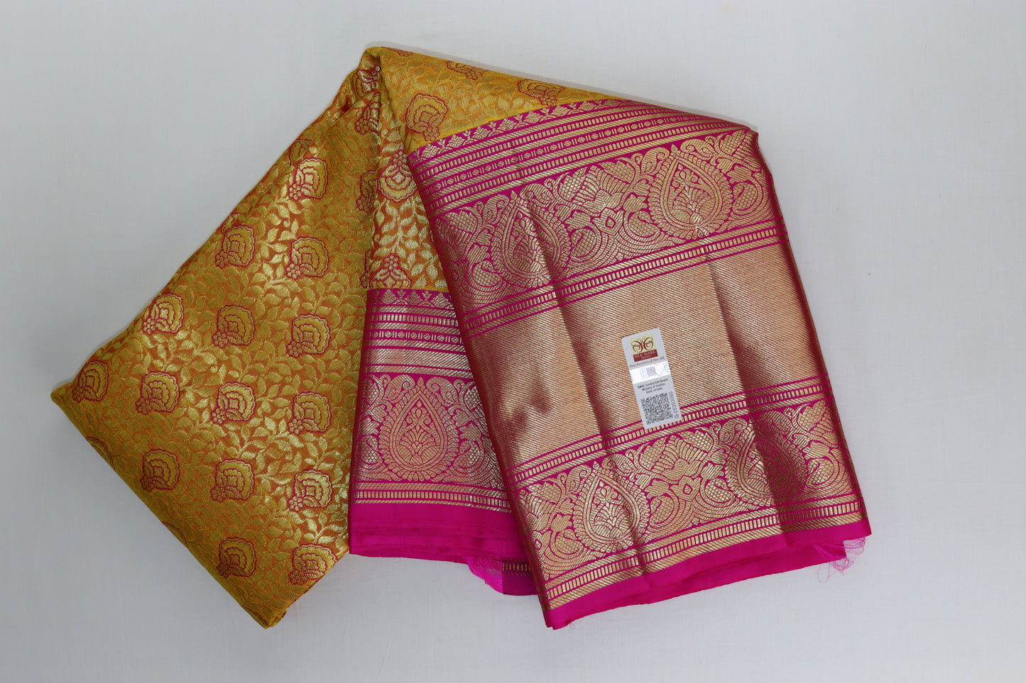 Fine Goldish Yellow Kanchipuram Silk Saree From Weavers and Best on Online