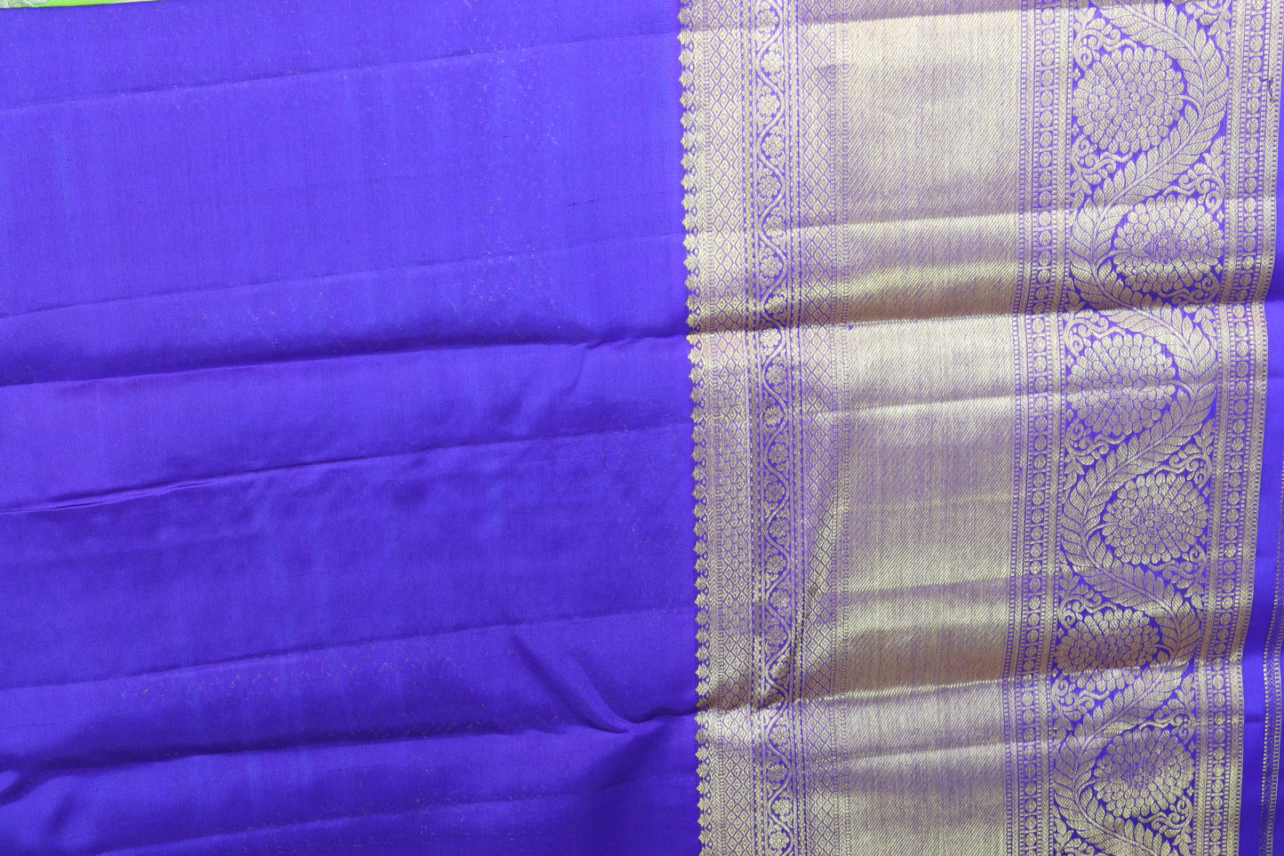 Lively Green Kanchipuram Silk Saree From Weavers and Best on Online