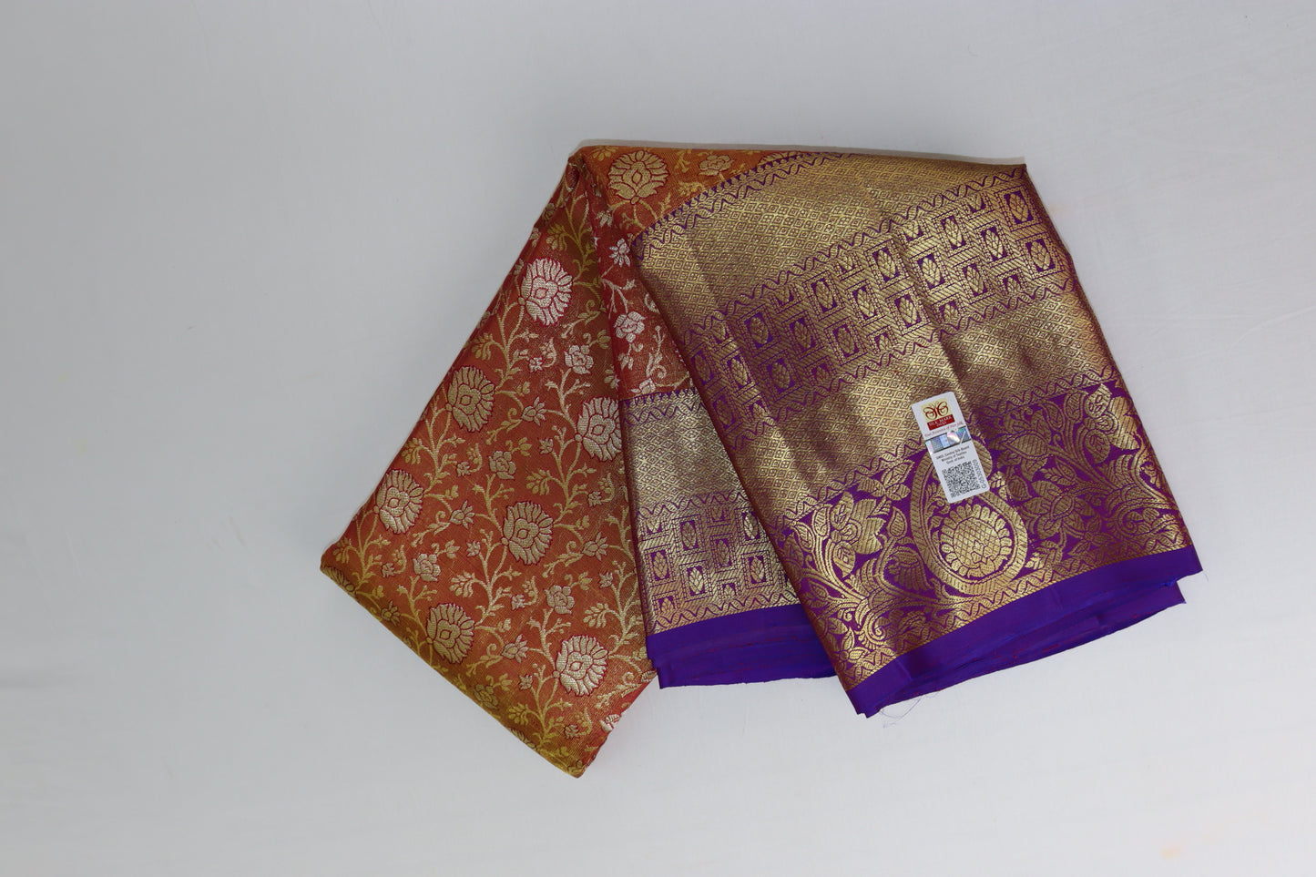 Graceful Marron Kanchipuram Silk Saree From Weavers and Best on Online