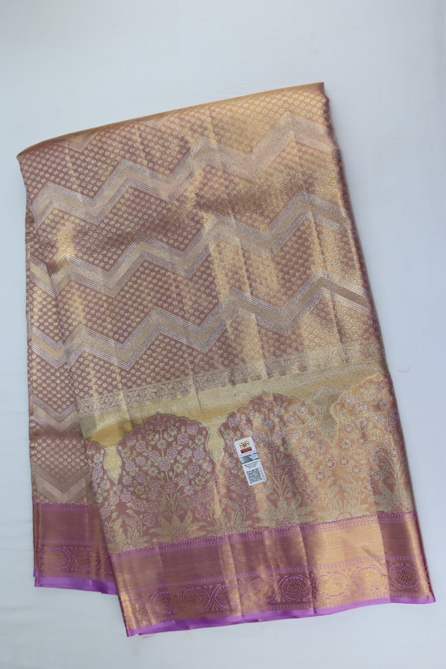 Classy Pink color Kachipuram Silk saree From Weavers and Best on Online