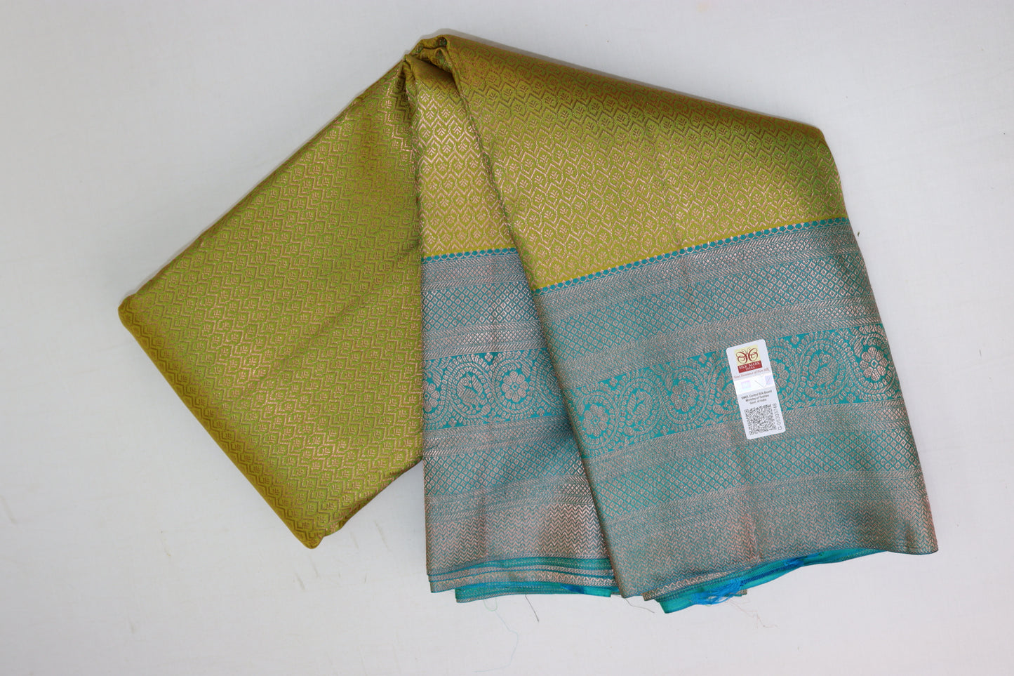 Meamerizing Lime Green Kanchipuram Silk saree From Weavers and Best on Online