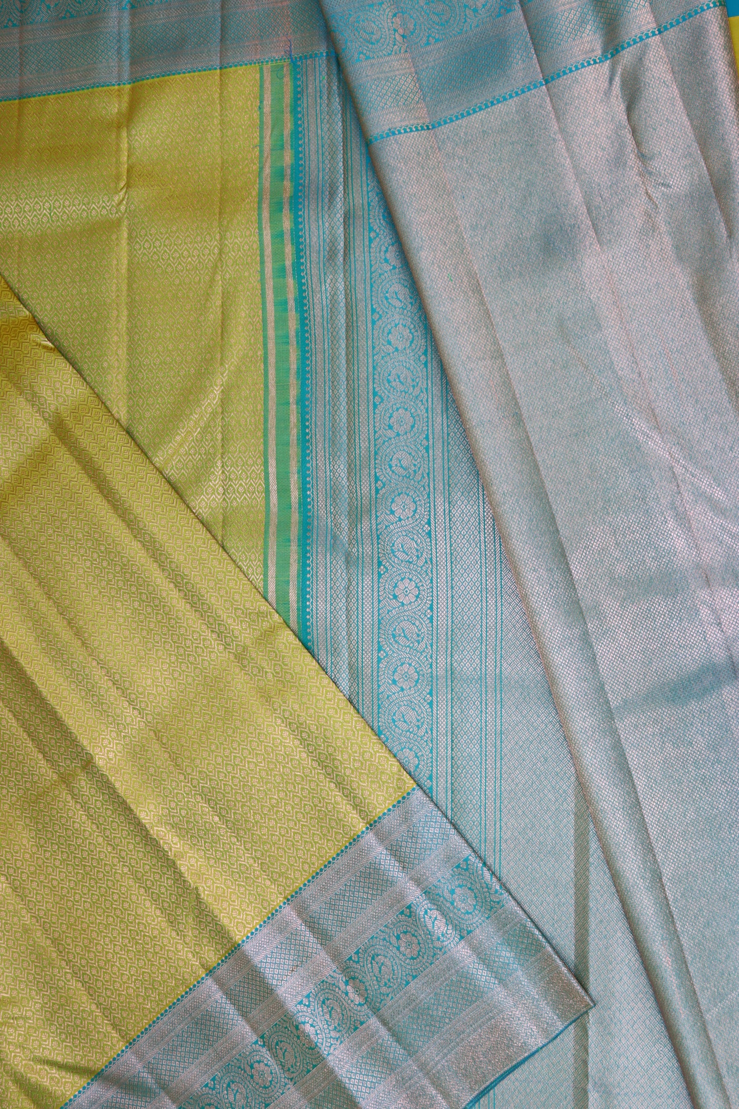 Meamerizing Lime Green Kanchipuram Silk saree From Weavers and Best on Online