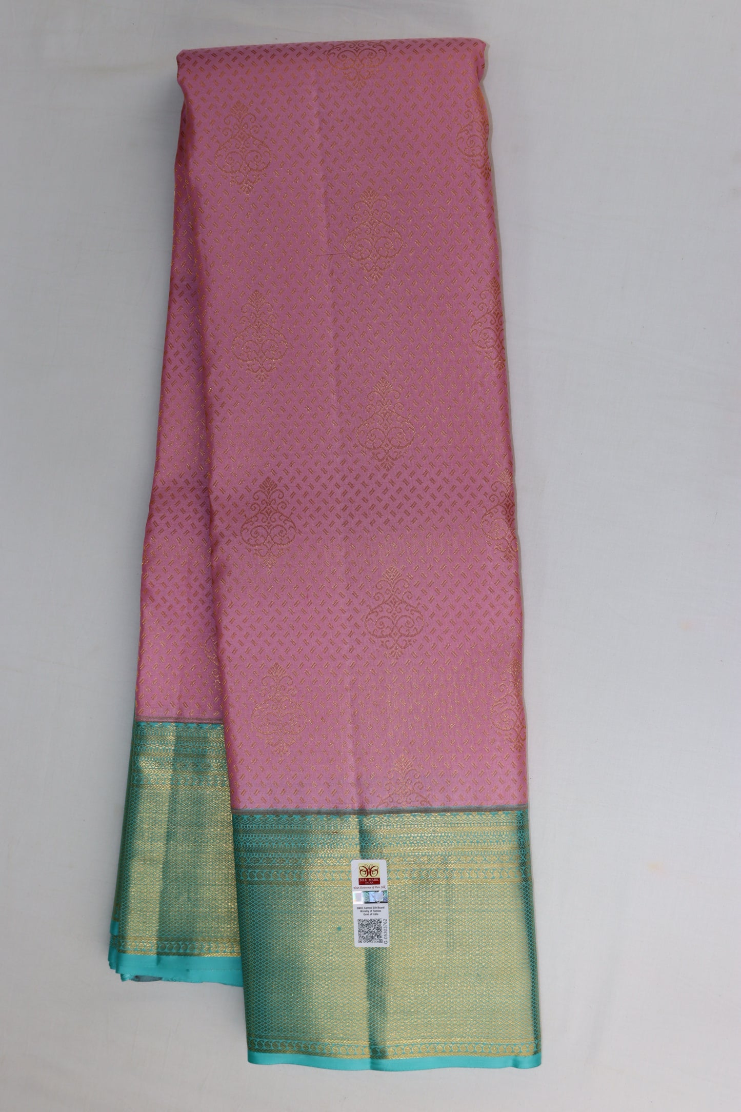 Graceful Pink Kanchipuram Silk saree From Weavers and Best on Online