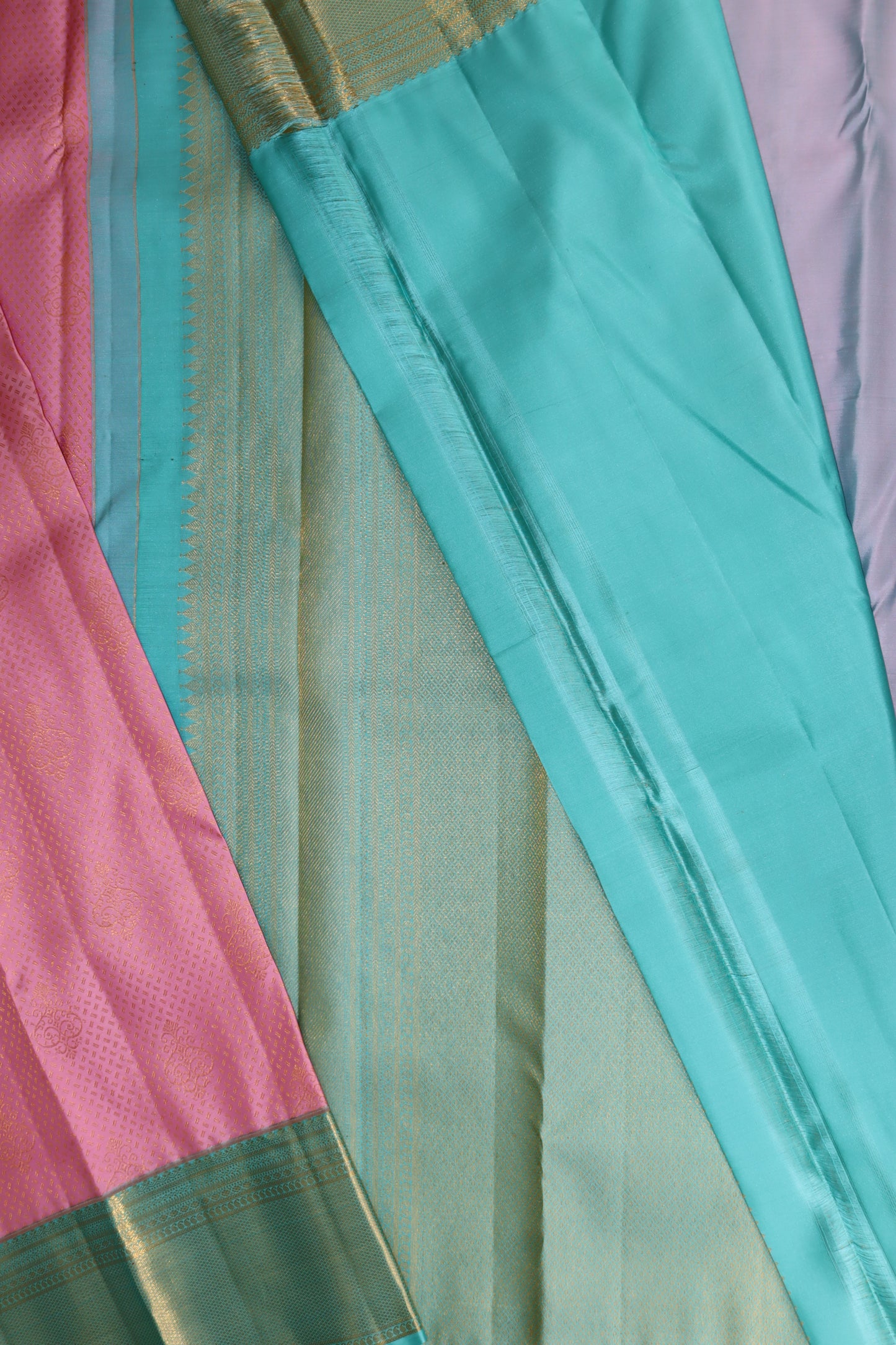 Graceful Pink Kanchipuram Silk saree From Weavers and Best on Online
