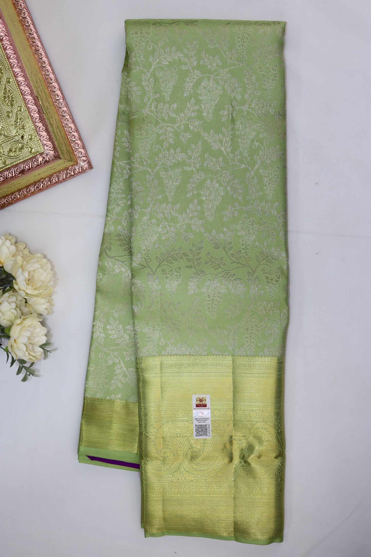 Stunning Leaf Green Pure Kanjipuram Saree From Weavers and Best on Online
