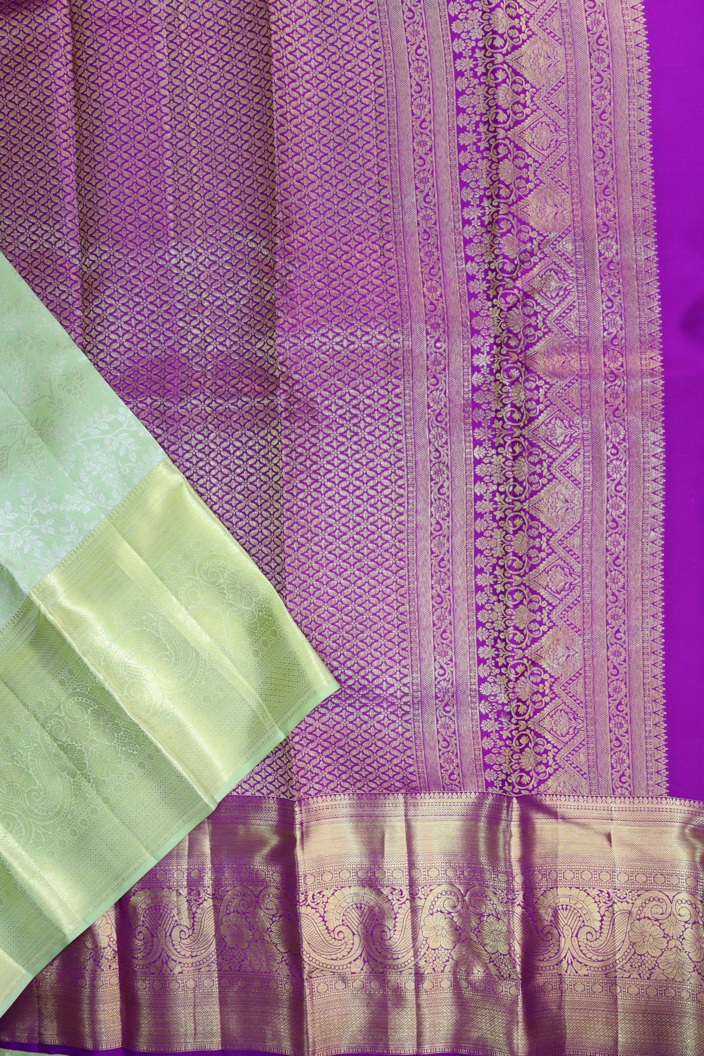 Stunning Leaf Green Pure Kanjipuram Saree From Weavers and Best on Online
