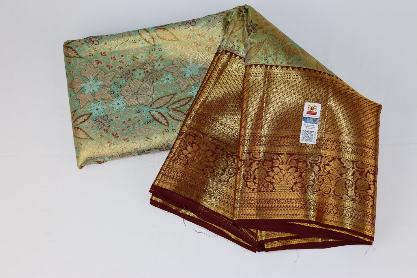 Divine Pista Green Kanchipuram Silk saree From Weavers and Best on Online