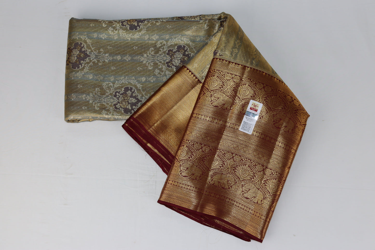 Opulent Chacolate Brown Kanchipuram Silk Saree