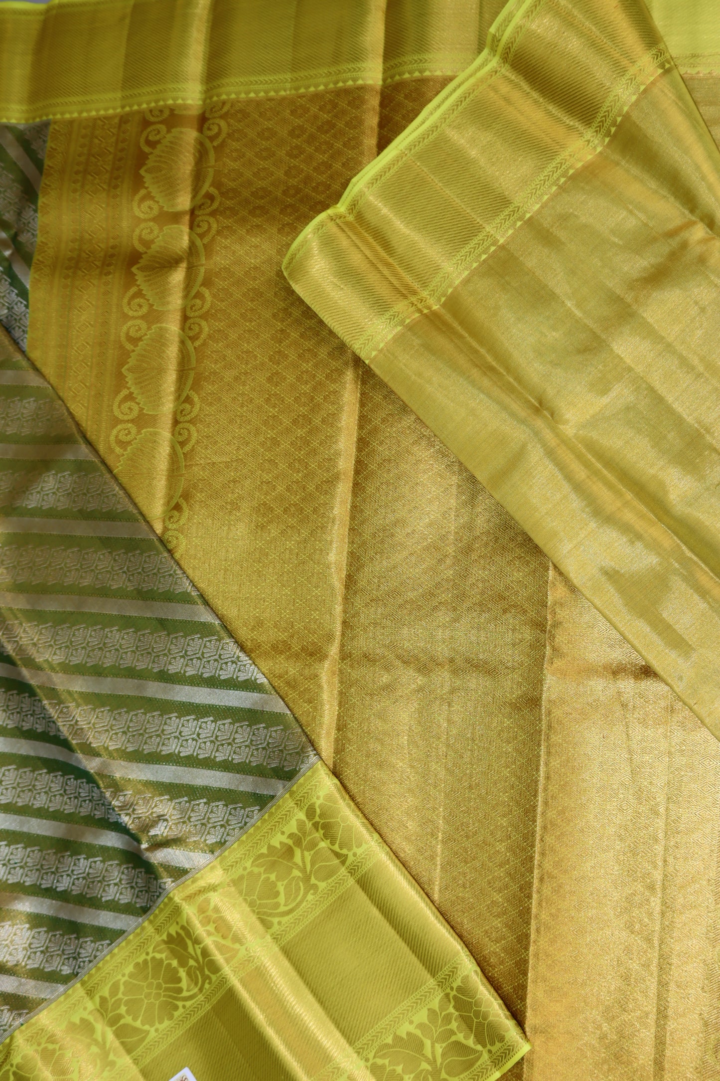 Graceful Green With Yellow Kanchipuram Silk Saree