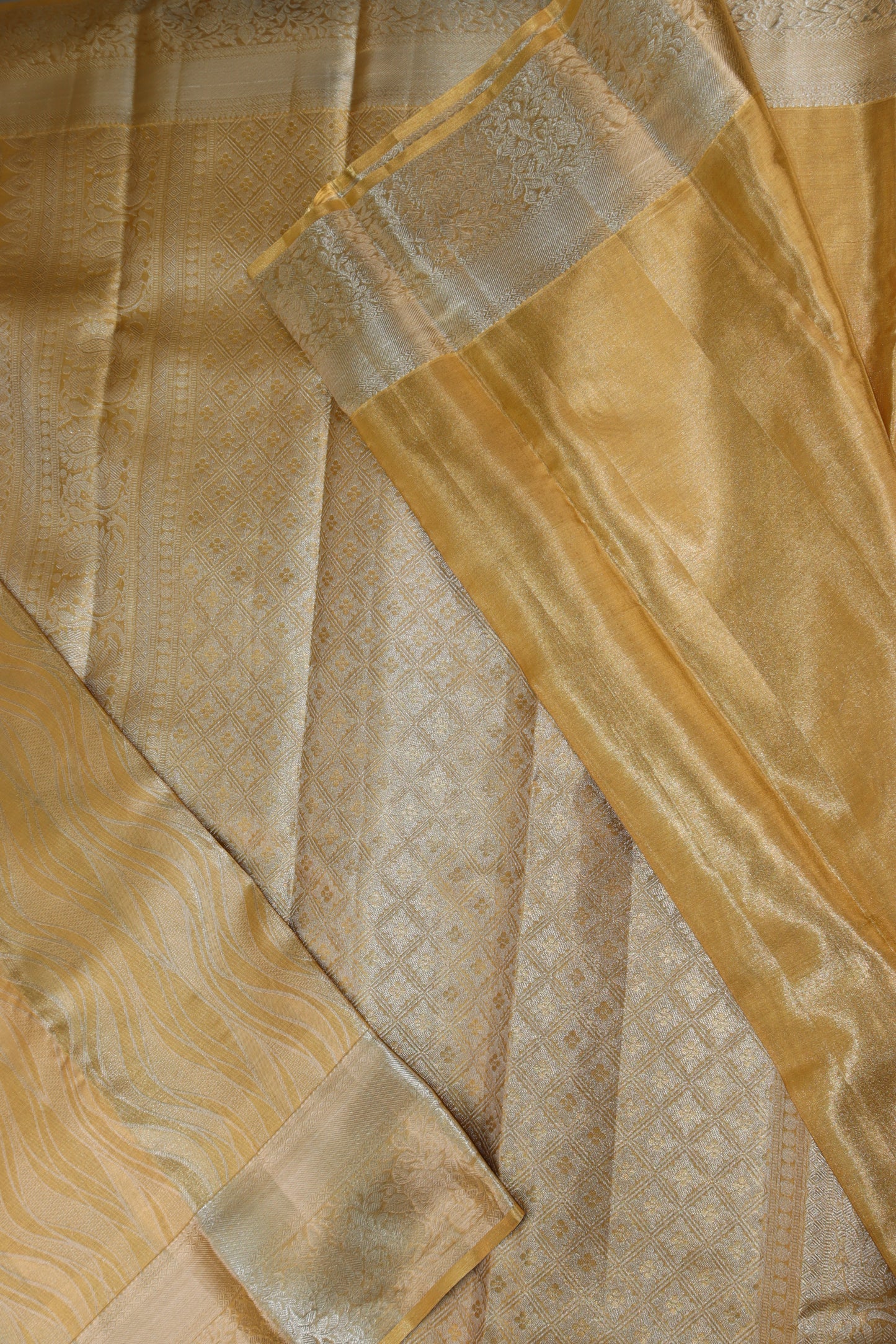 Classic Gold Kanjipuram Saree