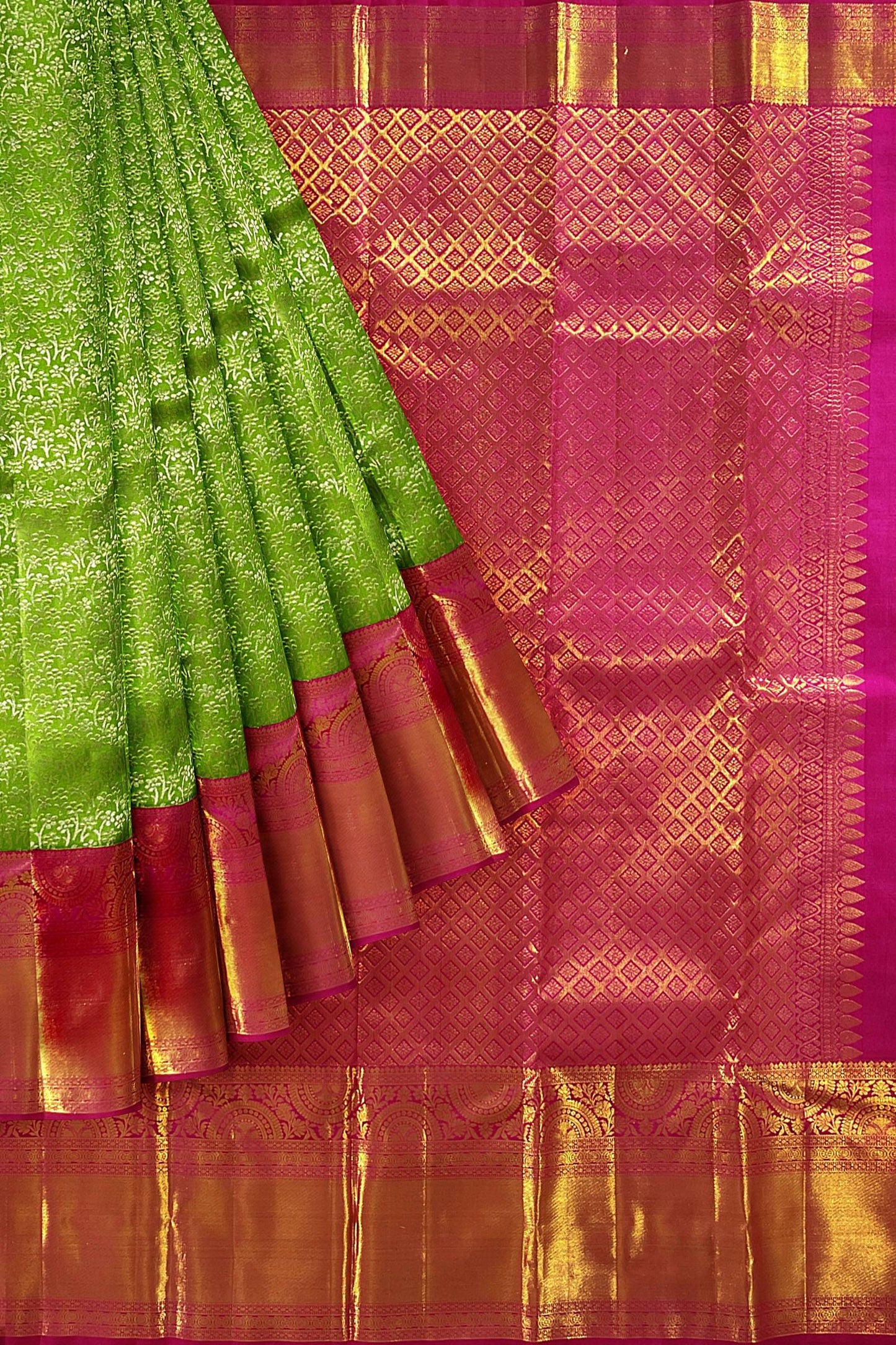 Fine Emerald Green Kanchipuram Silk Saree From Weavers and Best on Online