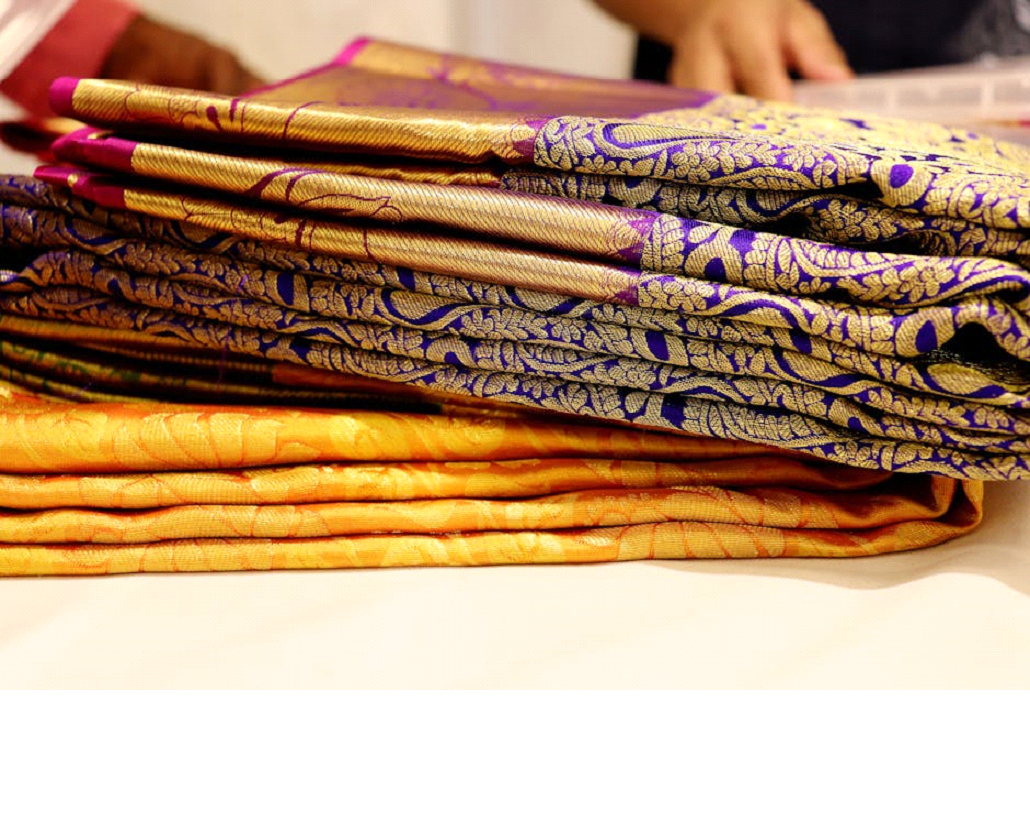 How to store a silk saree for longer rack life