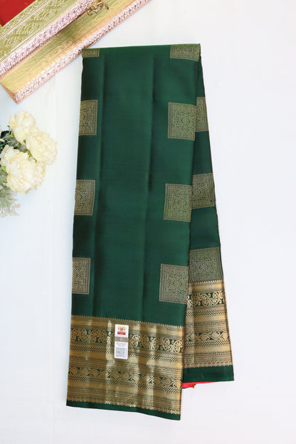 Elegant Green Pure Kanjipuram Saree From Weavers and Best on Online