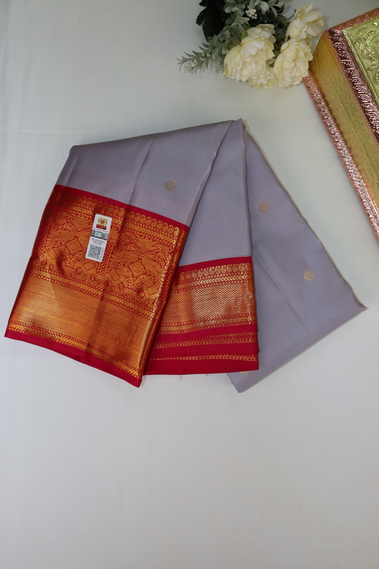 Opulent Grey Pure Kanjipuram Saree From Weavers and Best on Online