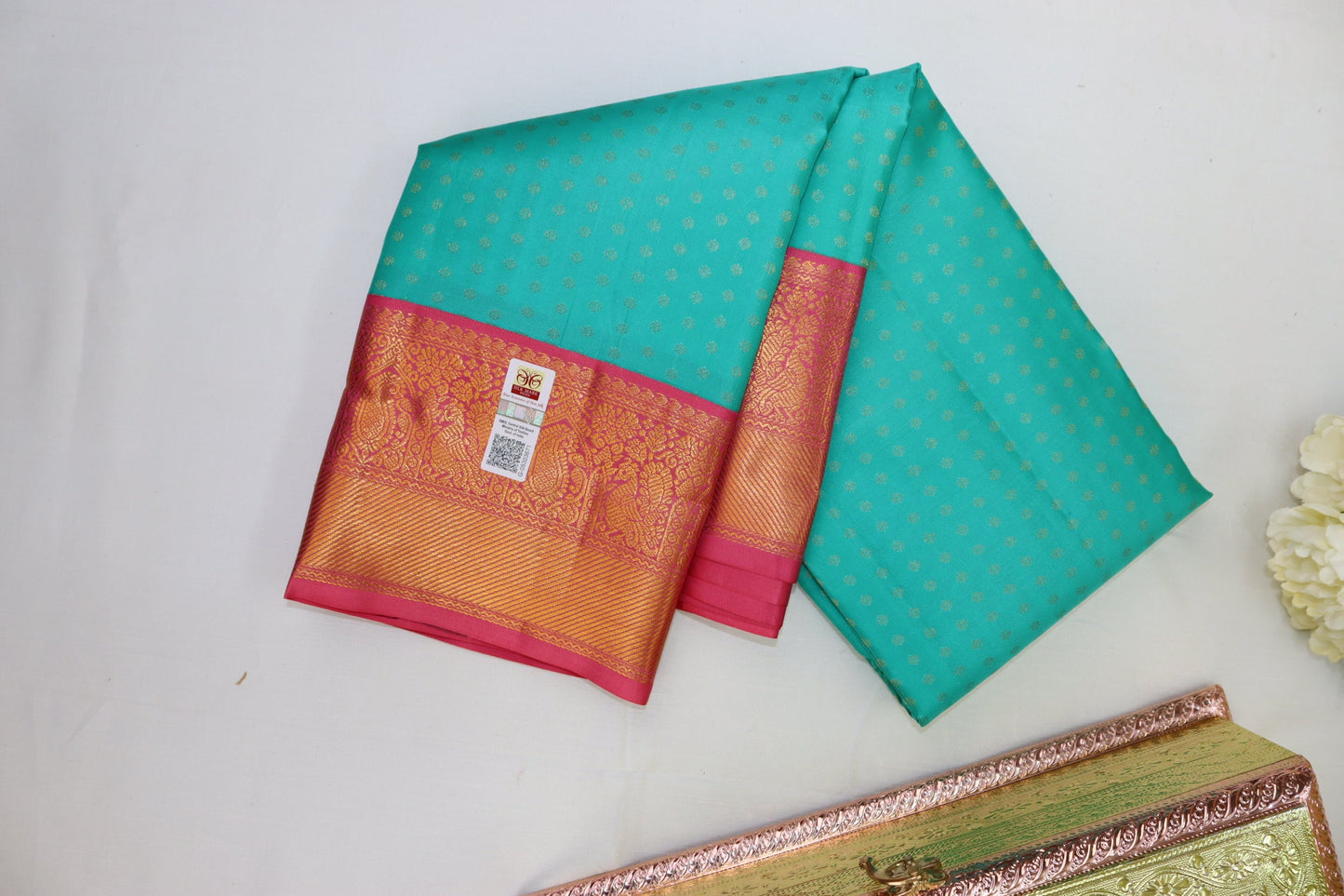 Luxurious Blue Pure Kanjipuram Saree From Weavers and Best on Online