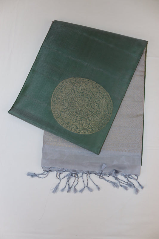 Traditional Green Kanjipuram Saree From Weavers and Best on Online