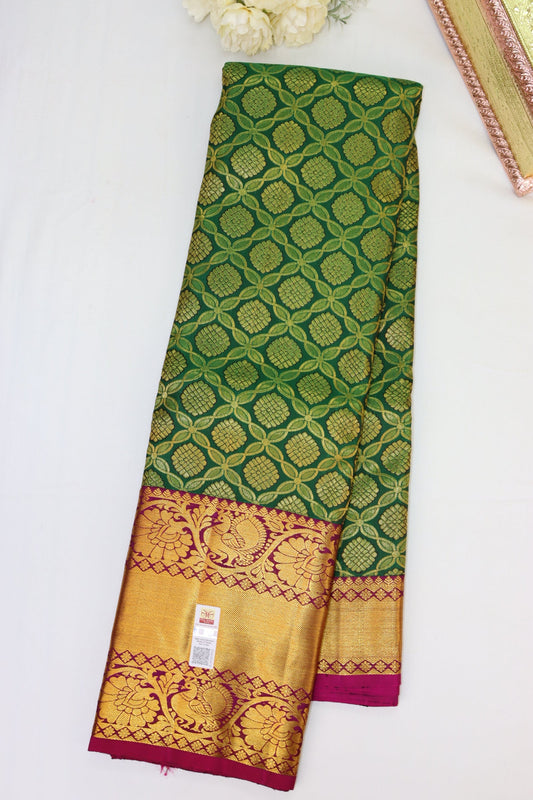 Regal Parrot Green Pure Kanjipuram Saree From Weavers and Best on Online