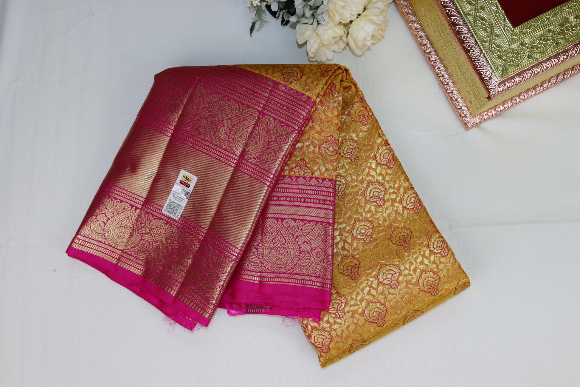 Graceful Yellow Pure Kanjipuram Saree From Weavers and Best on Online