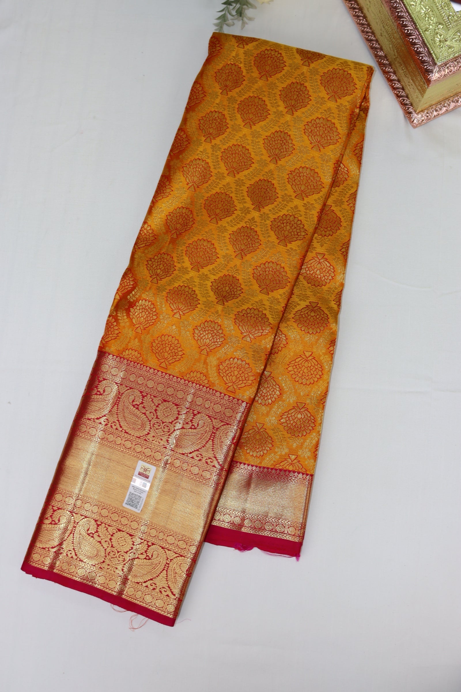 Stunning Yellow Pure Kanjipuram Saree From Weavers and Best on Online