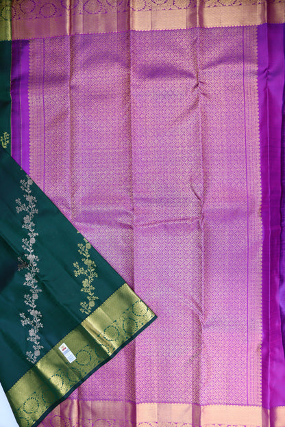 Stunning Green Kanchipuram Silk saree From Weavers and Best on Online