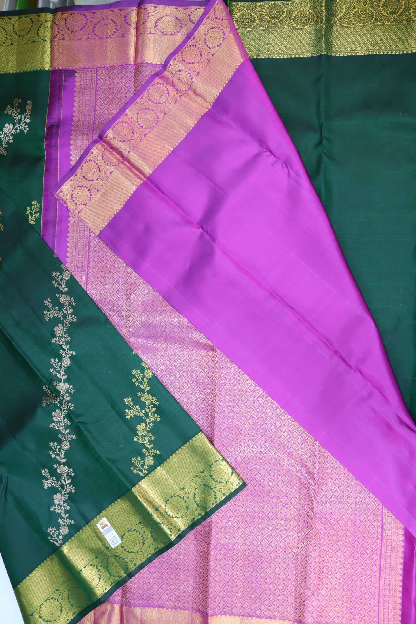 Stunning Green Kanchipuram Silk saree From Weavers and Best on Online