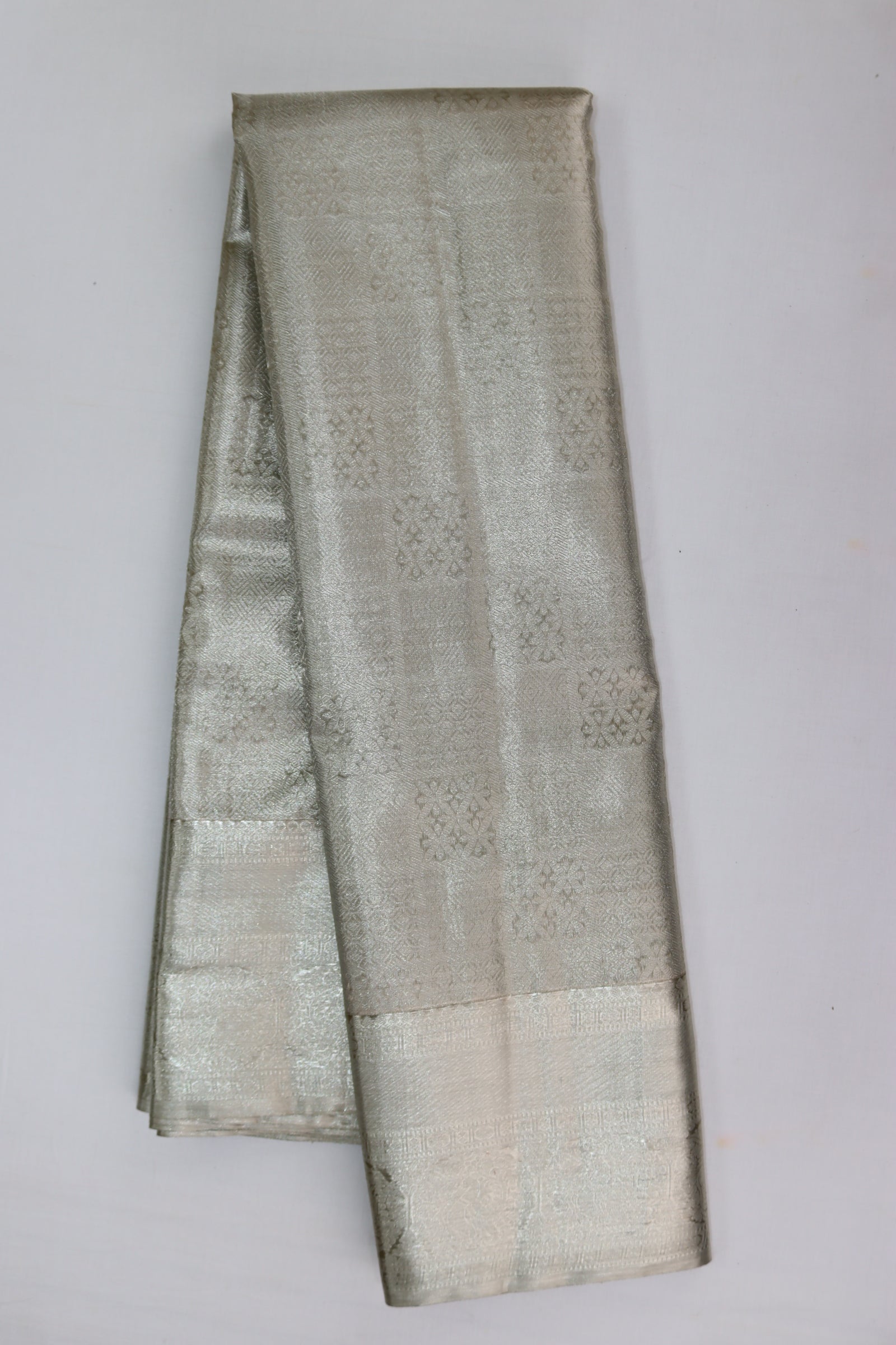 Opulent Silver Kanjipuram Saree From Weavers and Best on Online