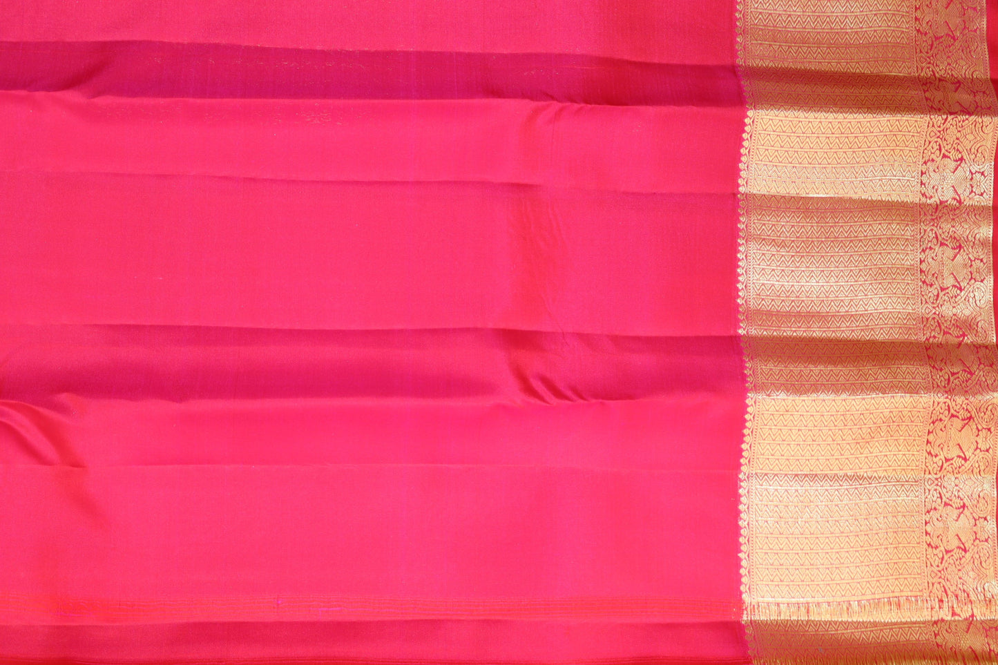 Exquite Red Kanjipuram Saree From Weavers and Best on Online