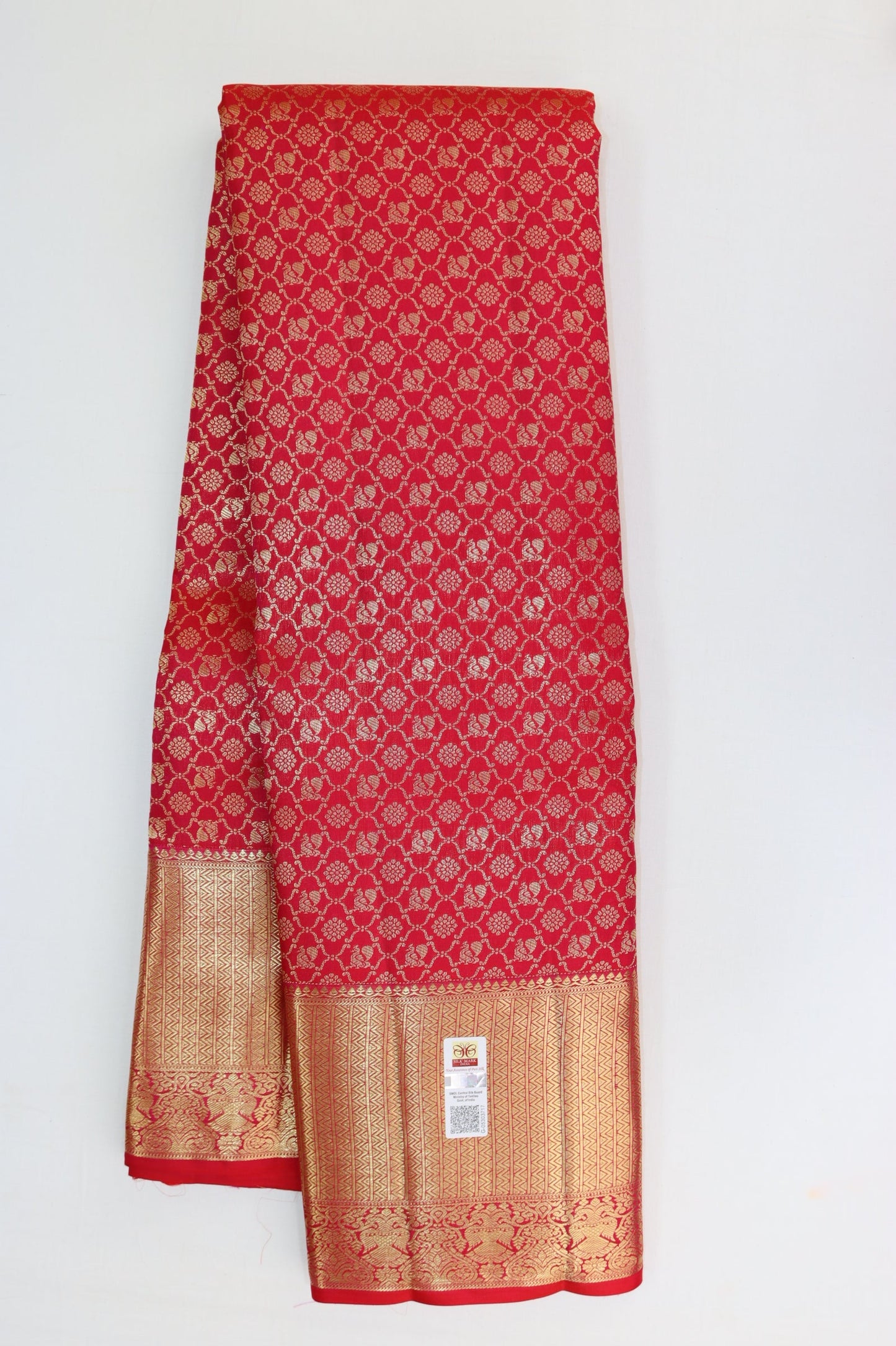 Graceful Red Kanjipuram Saree From Weavers and Best on Online