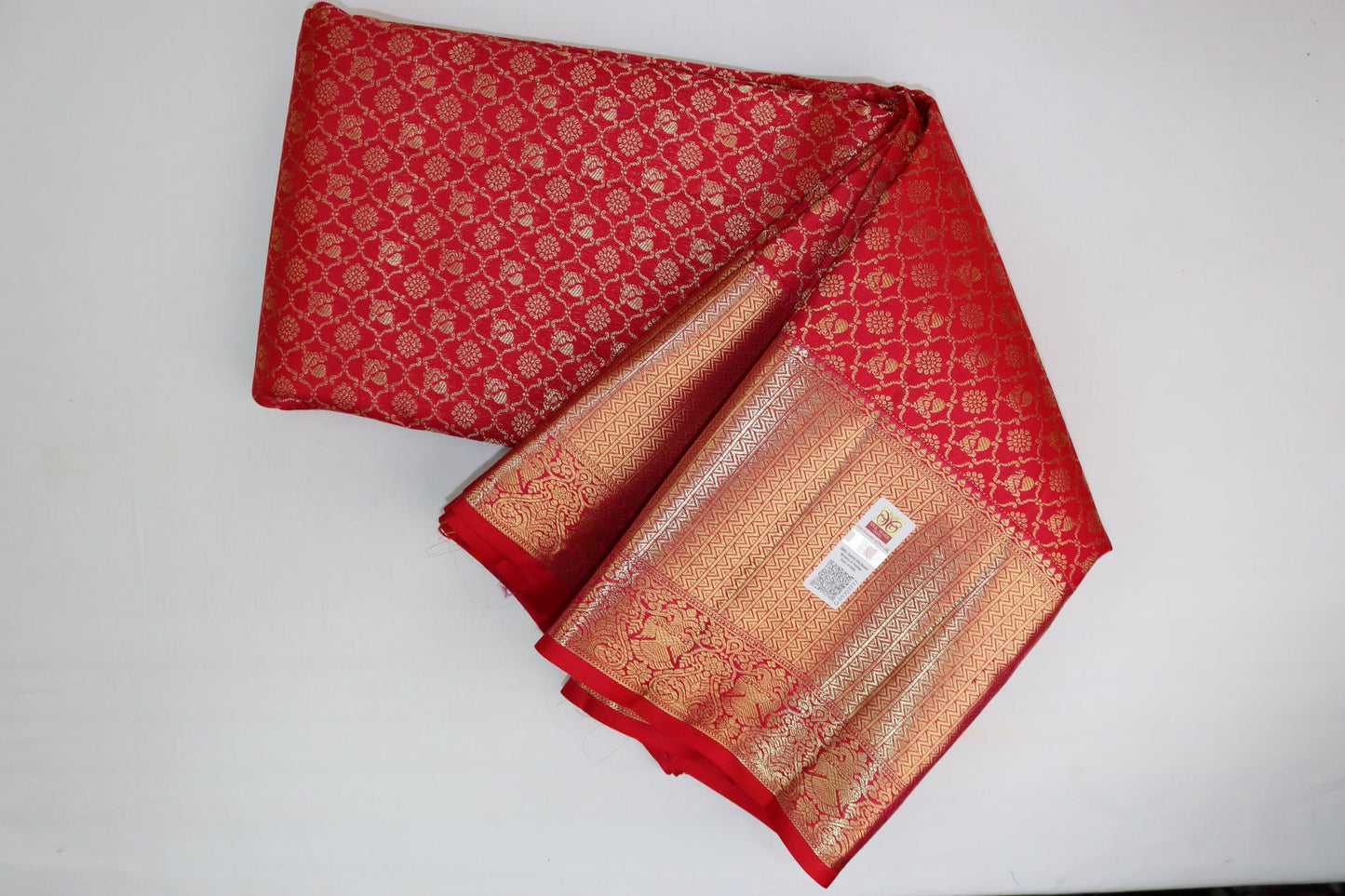 Graceful Red Kanjipuram Saree From Weavers and Best on Online