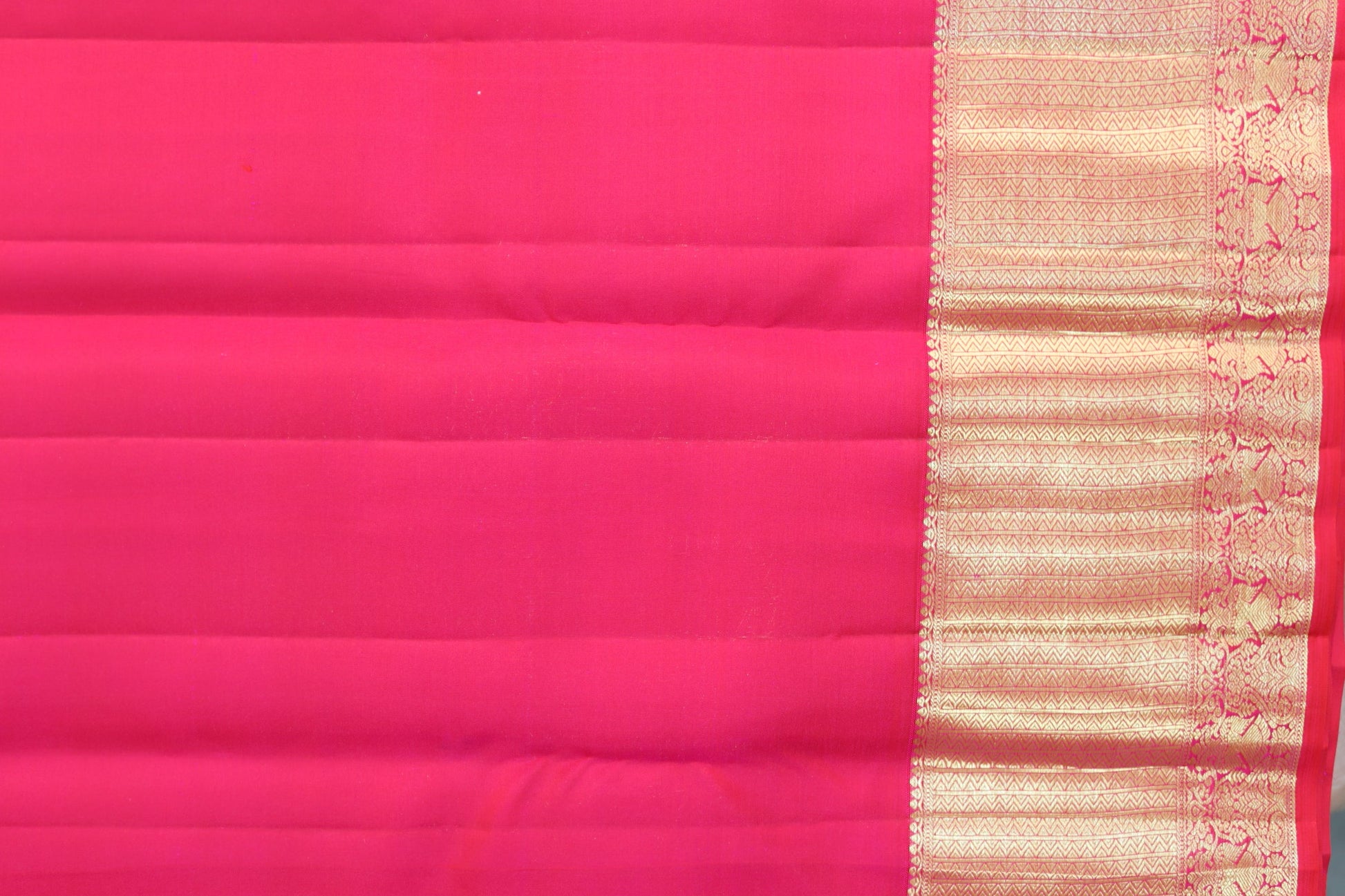 Graceful Red Kanjipuram Saree From Weavers and Best on Online