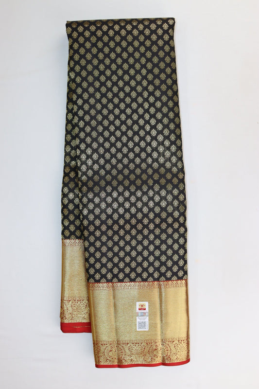 Lavish Dark Blue Kanjipuram Saree From Weavers and Best on Online