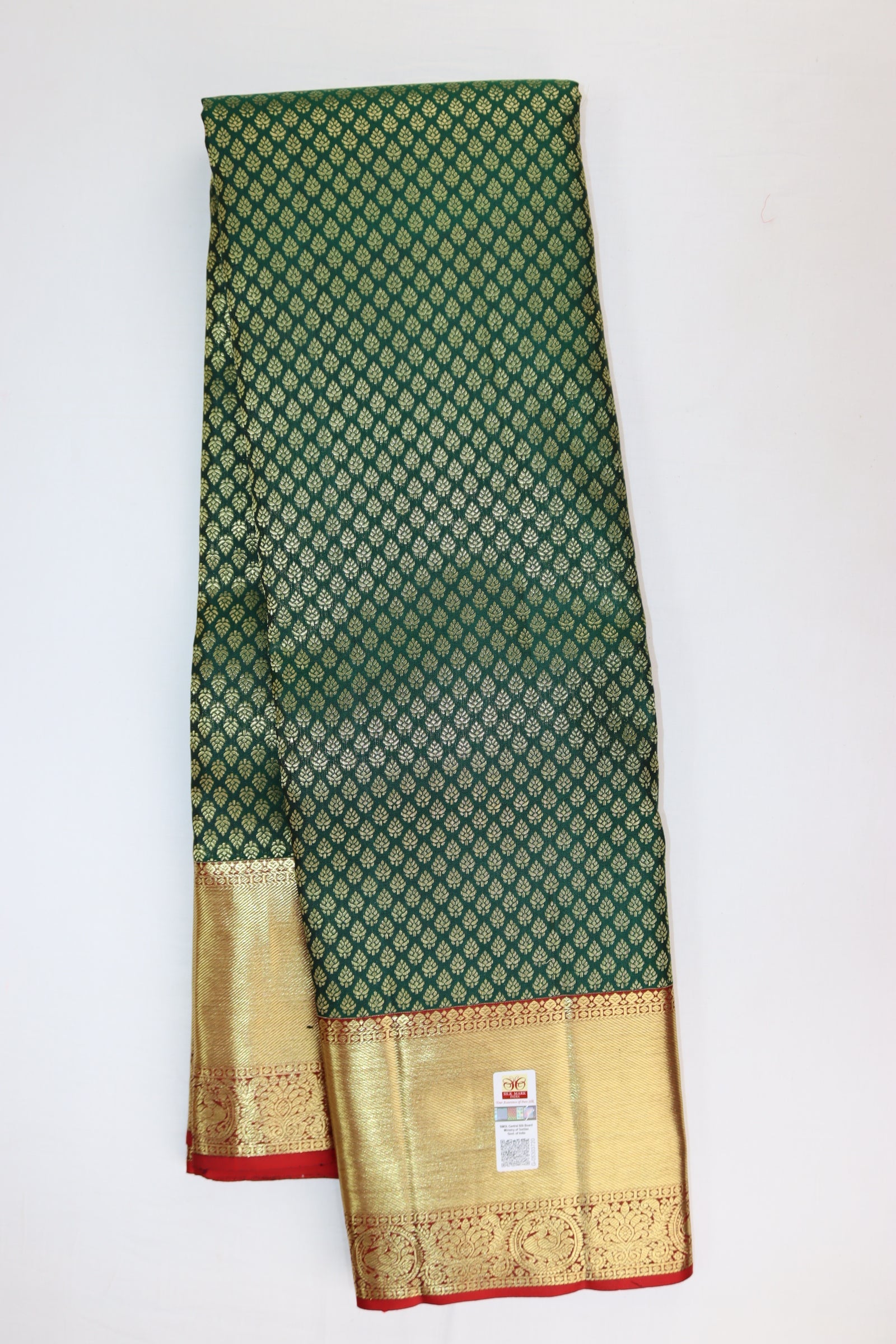 Enchanting Green Kanjipuram Saree From Weavers and Best on Online