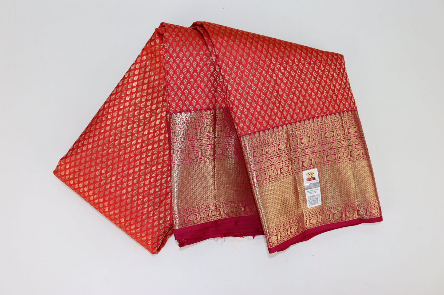 Luxurious Red Kanjipuram Saree From Weavers and Best on Online