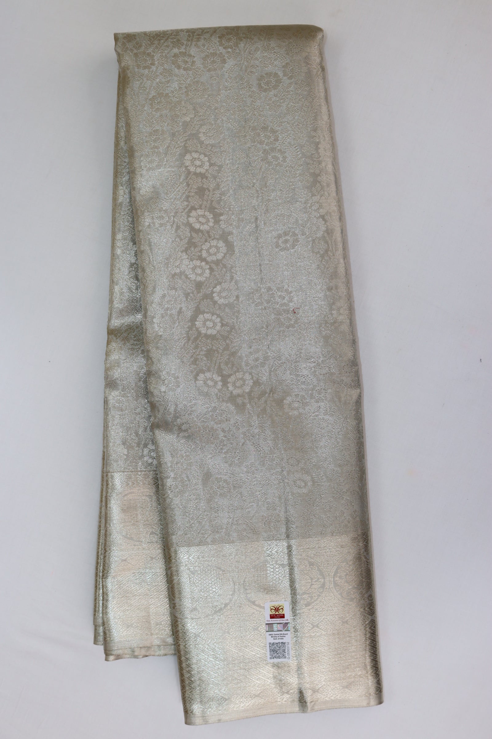 Divine Silver Kanjipuram Saree From Weavers and Best on Online