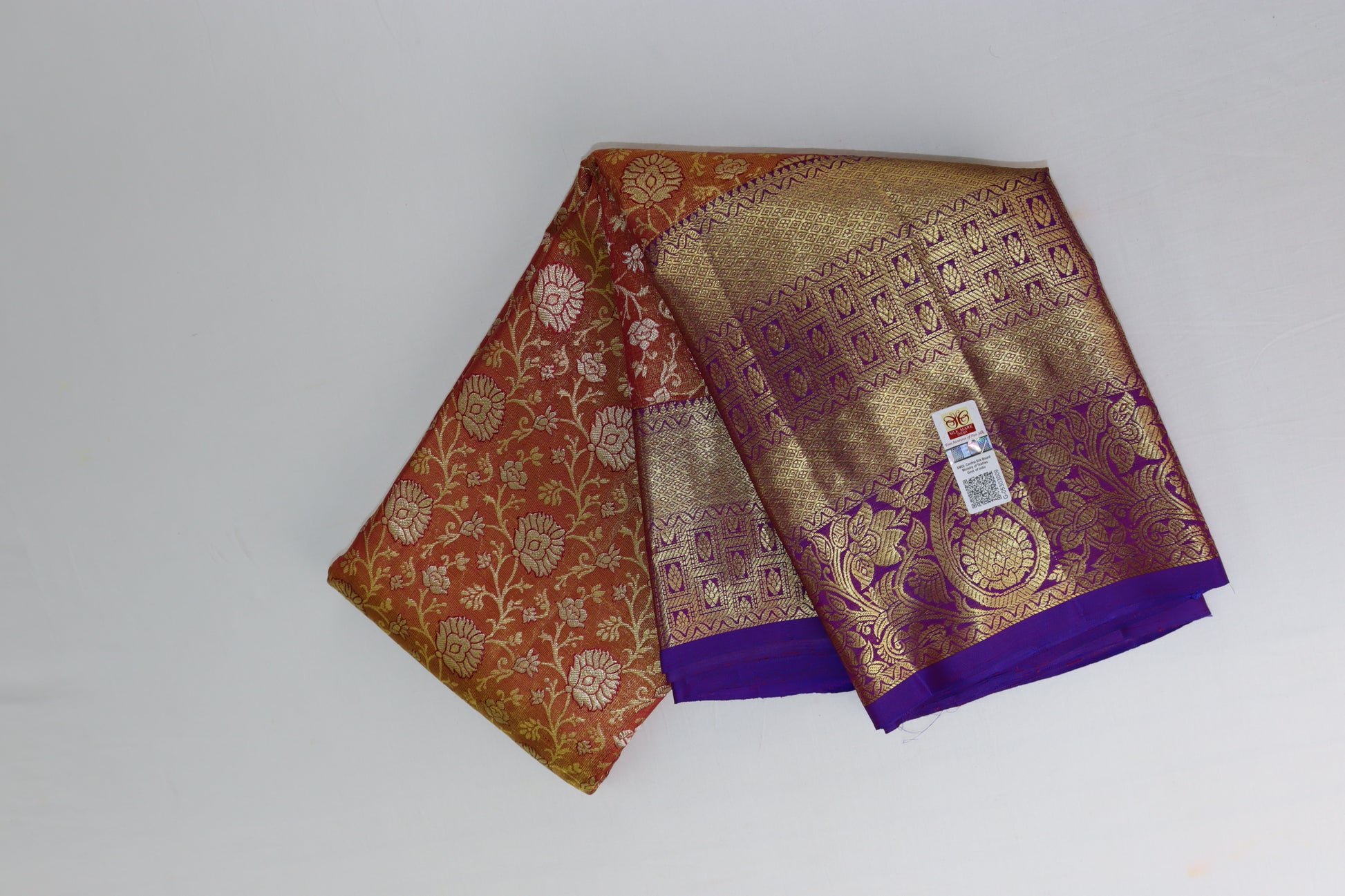 Graceful Marron  Kanchipuram  Silk Saree - My First Saree