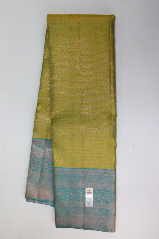 Meamerizing Lime Green Kanchipuram Silk saree