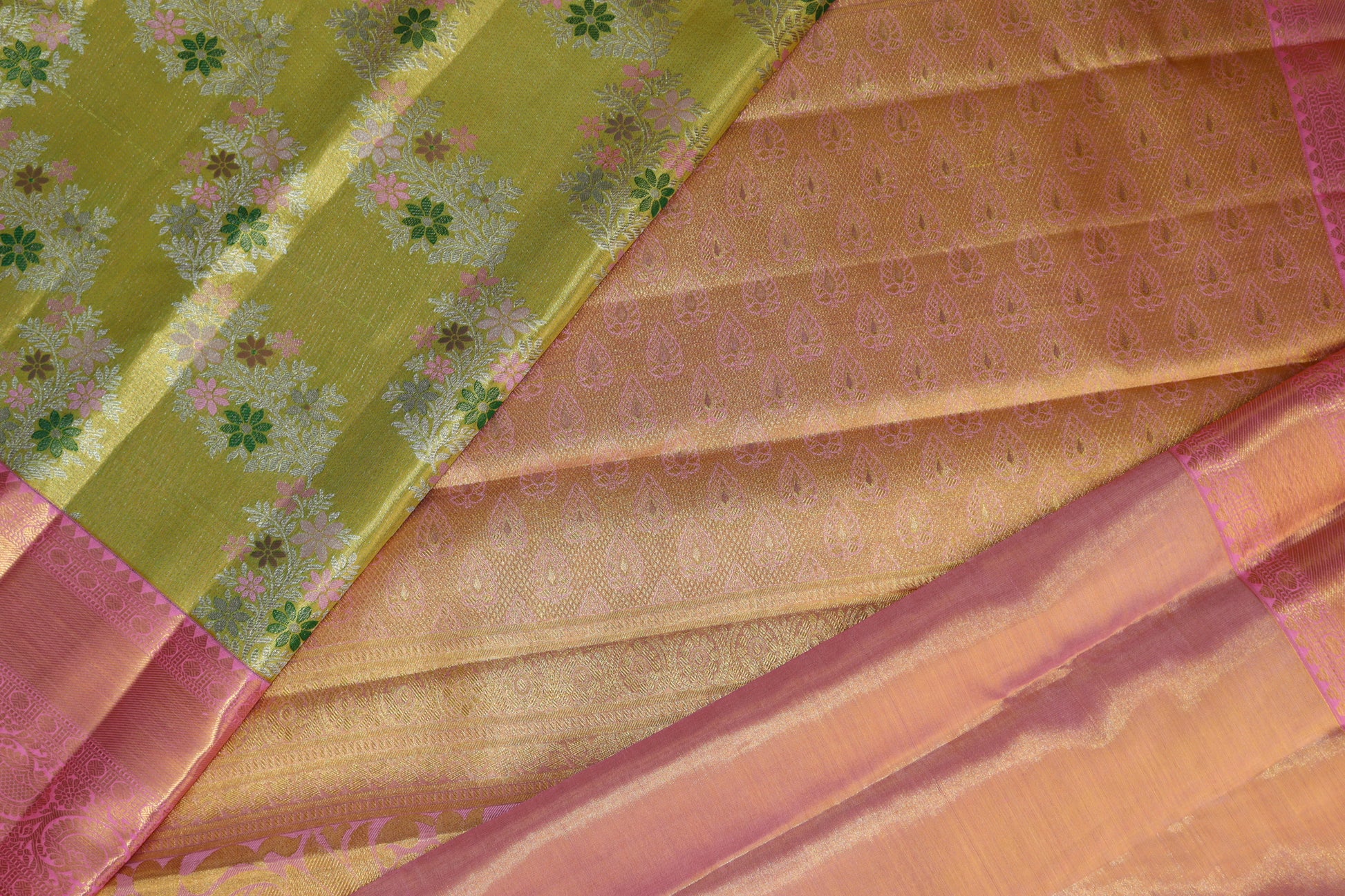 Amazing Gold Pure Kanjipuram Saree From Weavers and Best on Online