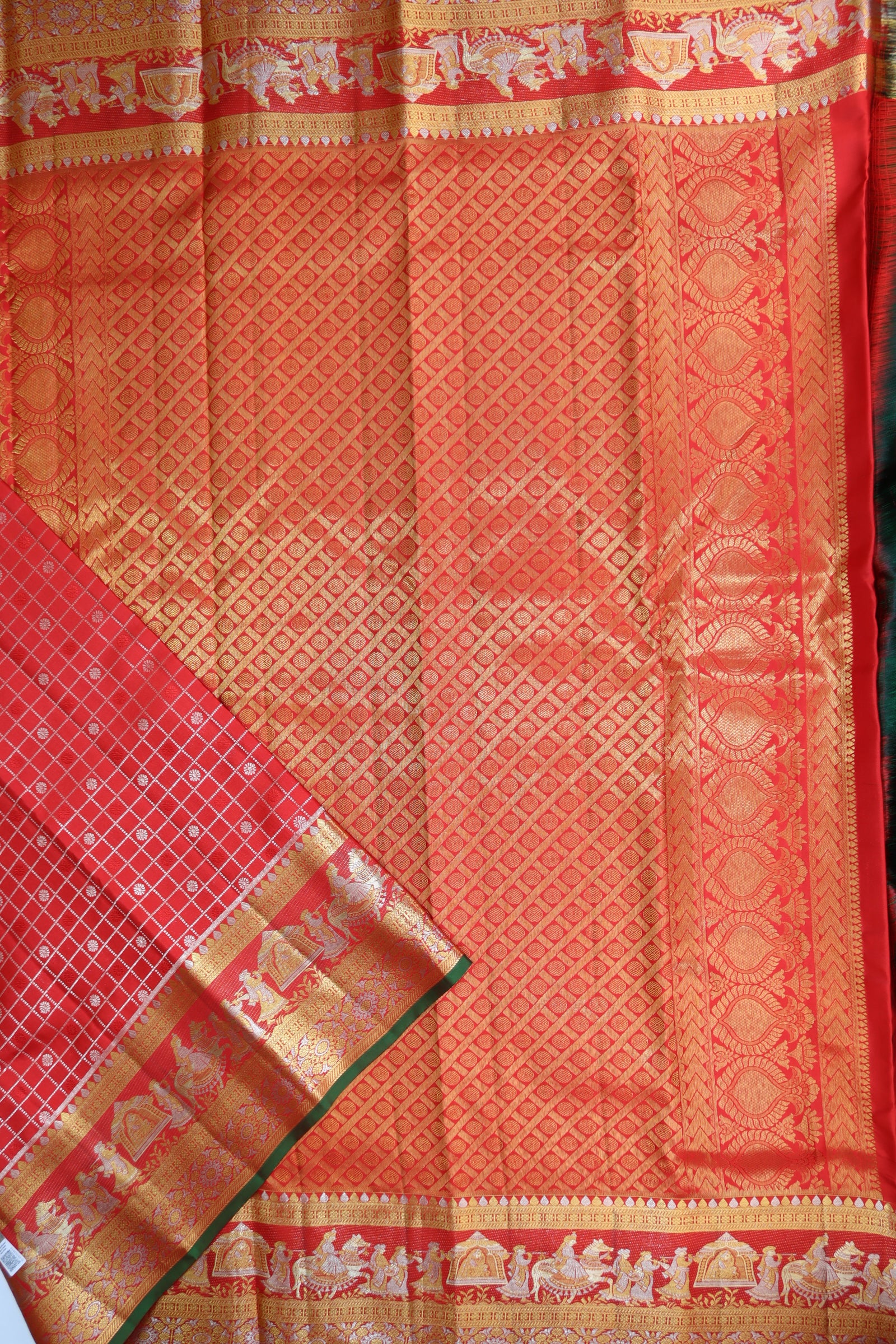 Exotic Red Pure Kanjipuram Saree From Weavers and Best on Online