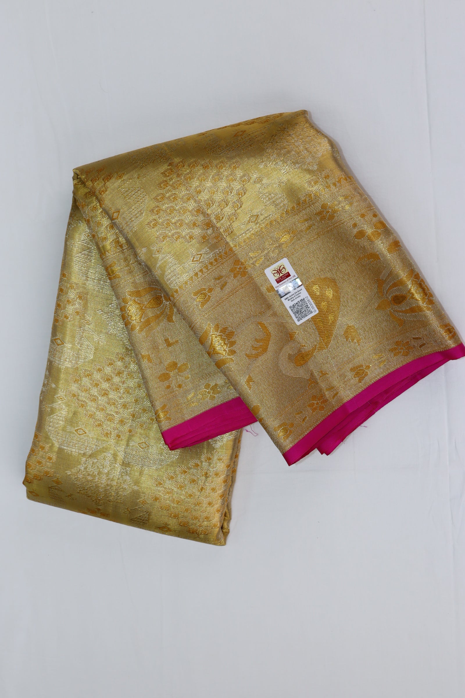 Lovely Gold Pure Kanjipuram Saree From Weavers and Best on Online