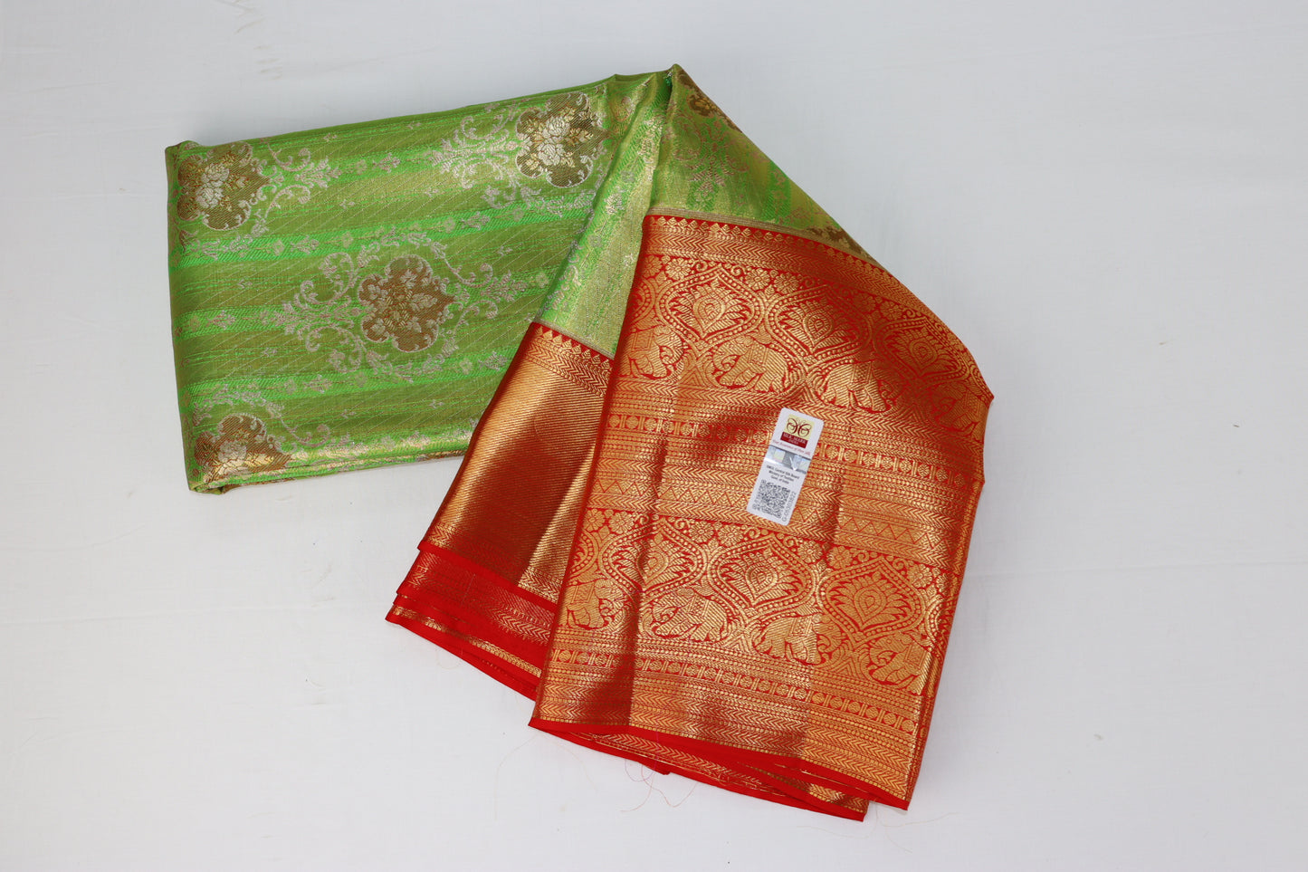 Graceful Green With Red Kanchipuram Silk Saree